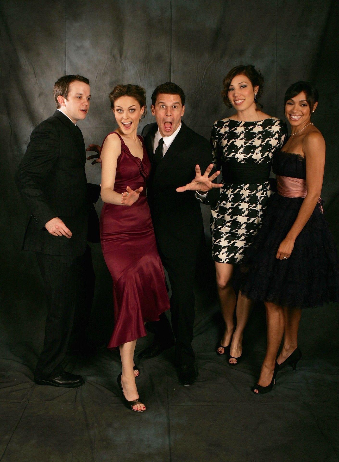 1410x1920 picture from bones. Bones Bones Cast. B.O.N.E.S