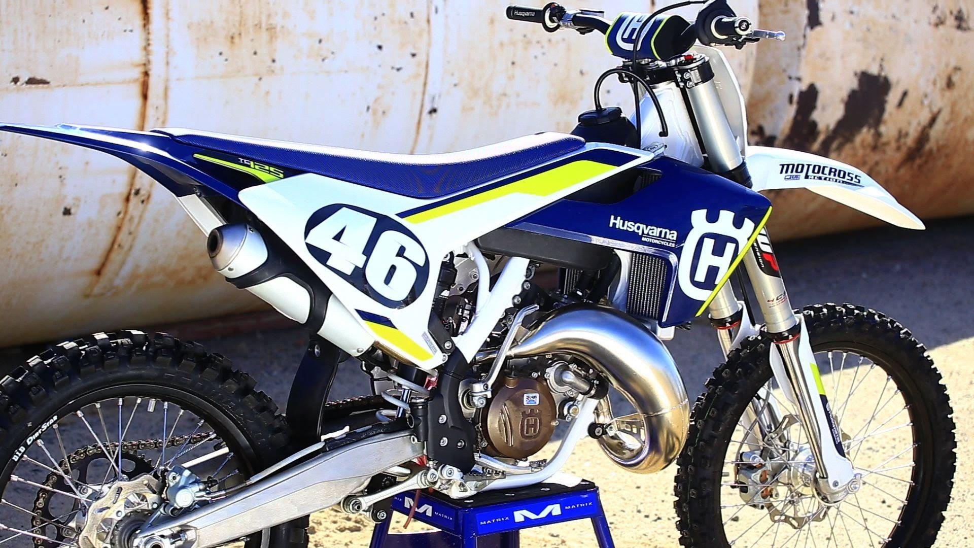 1920x1080 Two Stroke Wallpaper