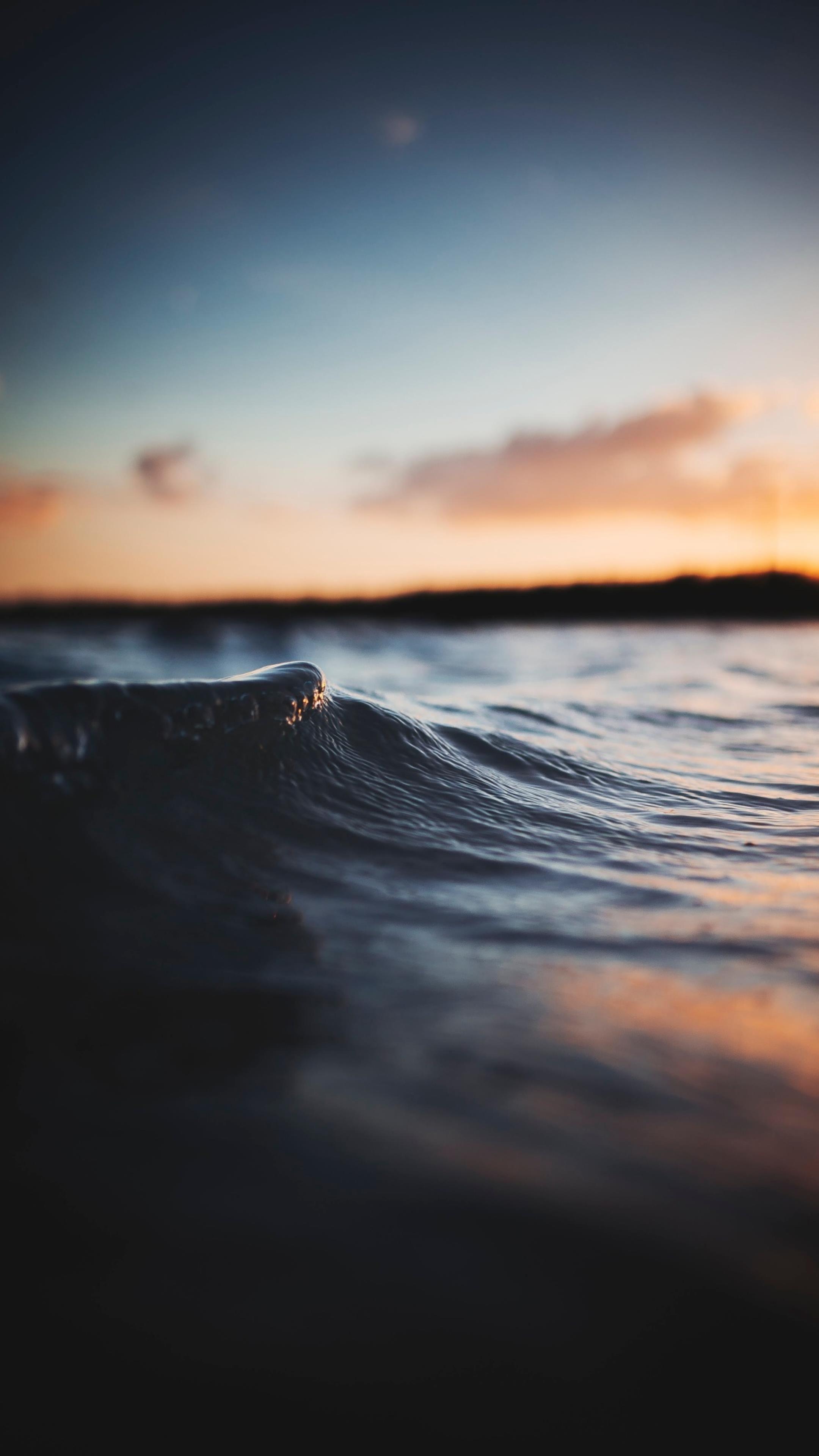 2160x3840 Amoled Water Wallpaper