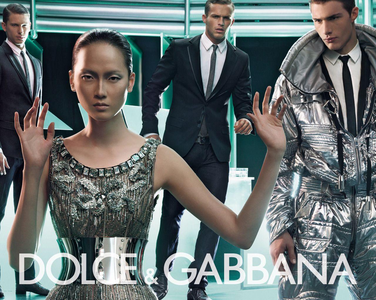 1280x1024 Dolce and Gabbana Wallpaper Free Dolce & Gabbana Winter 2007 9 Fashion Wallpaper, Photo, Picture and Background