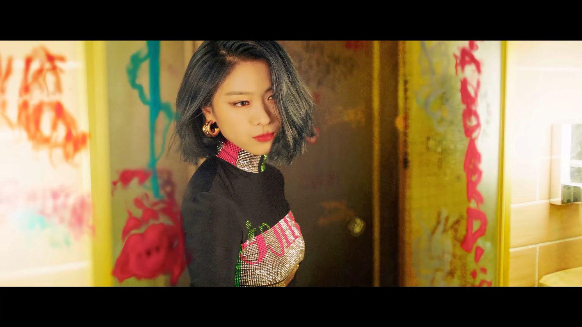 2000x1125 Here Are 7 Motivational Messages From ITZY's “WANNABE”