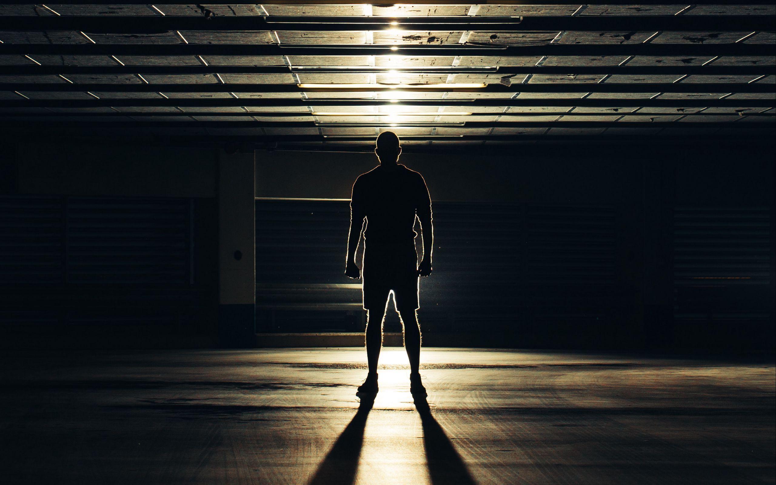 2560x1600 Download wallpaper 2560x1600 silhouette, man, dark, shadow widescreen 16:10 HD background