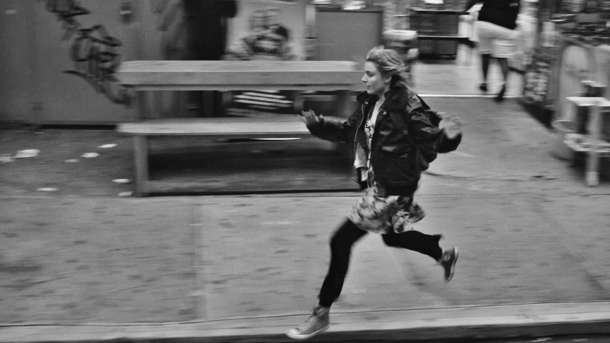 2048x1152 Frances Ha (2012)