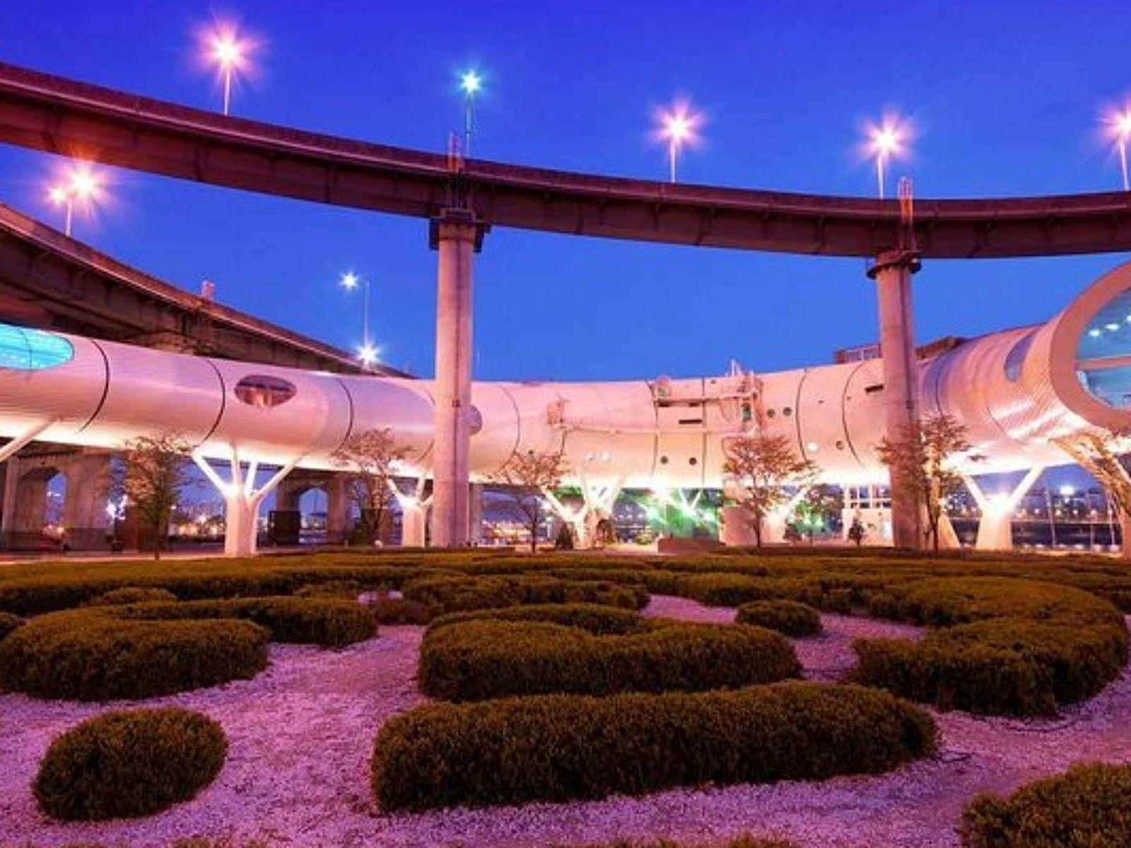 1600x1200 Ttukseom Han River Park, Seoul, South Korea wishlist in Korea. Lemi Travel Recommendations