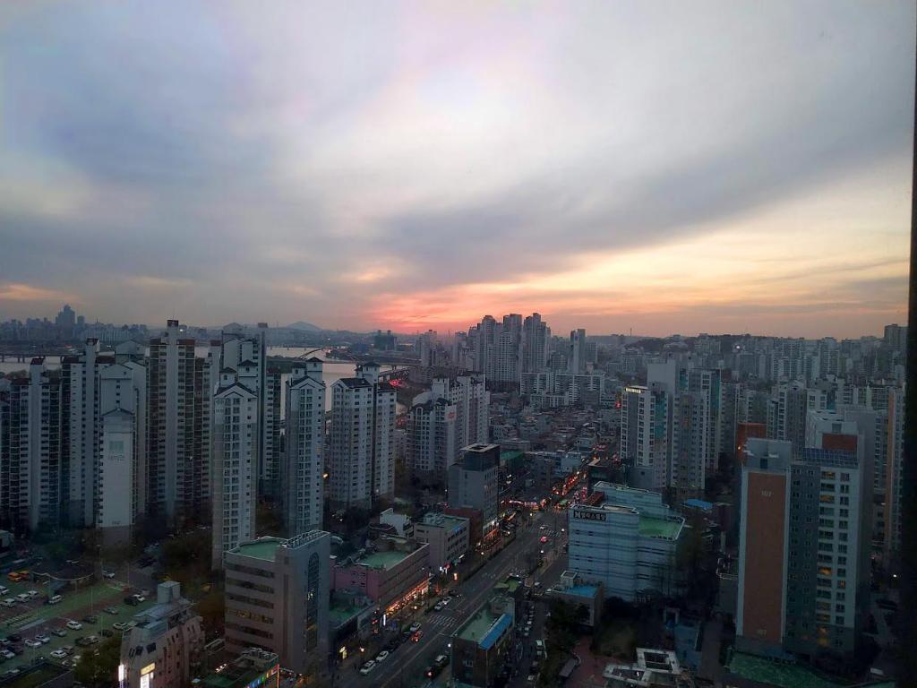 1024x768 SEOUL, Han River view house stn 1min Entire apartment, Photo & Reviews