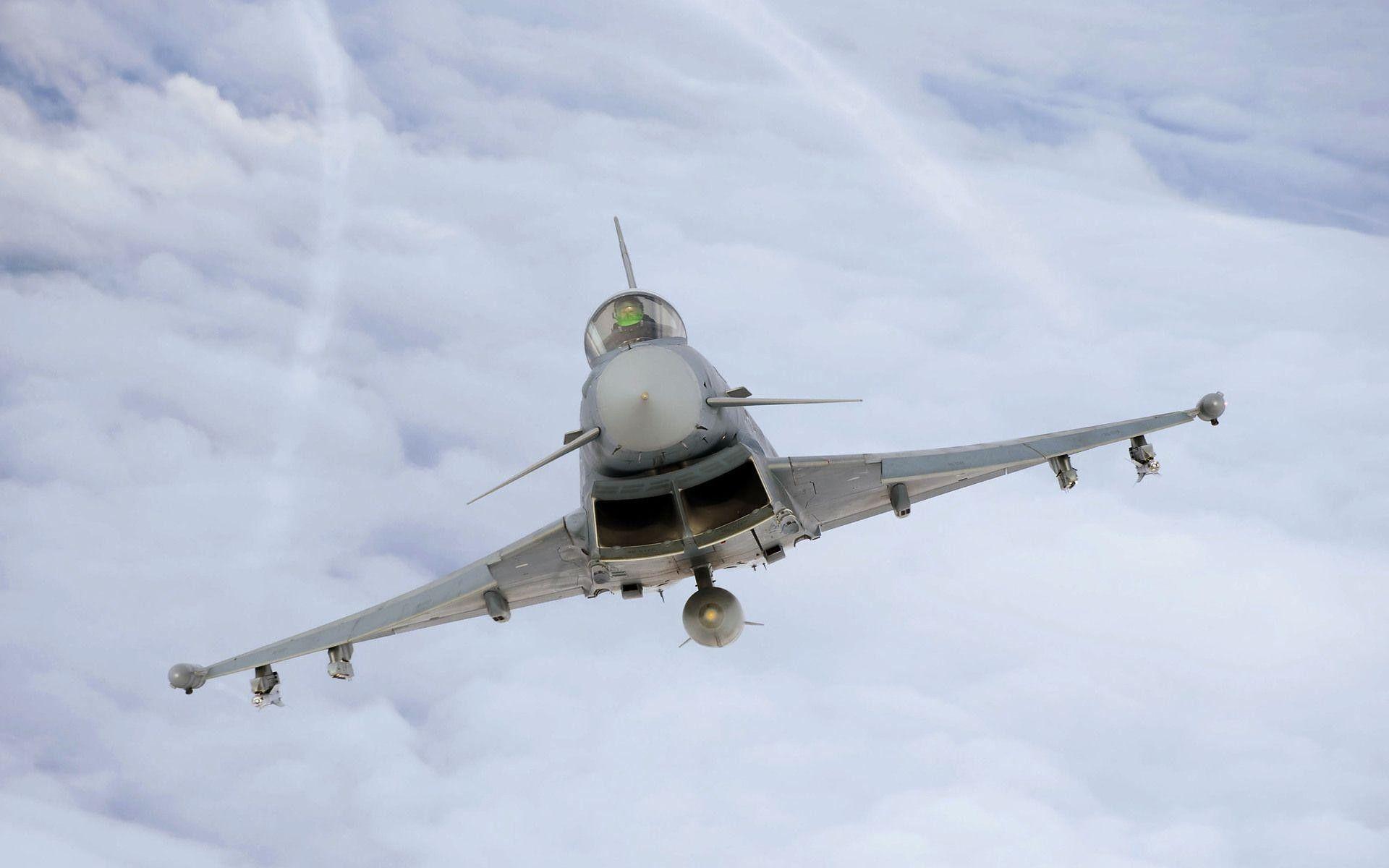 1920x1200 Eurofighter Typhoon Wallpaper