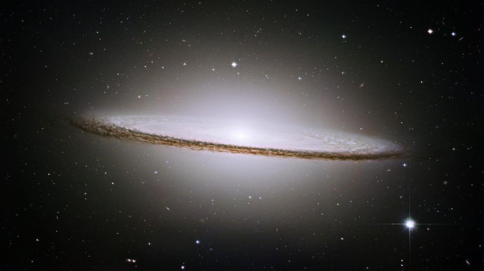 1600x896 galaxy, space, sky, atmosphere, astronomy, Sombrero Galaxy, midnight, outer space, astronomical object