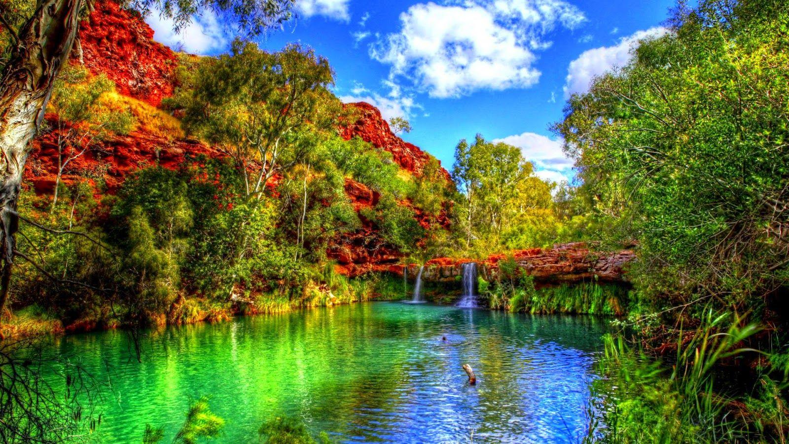 1600x900 Beautiful Oasis