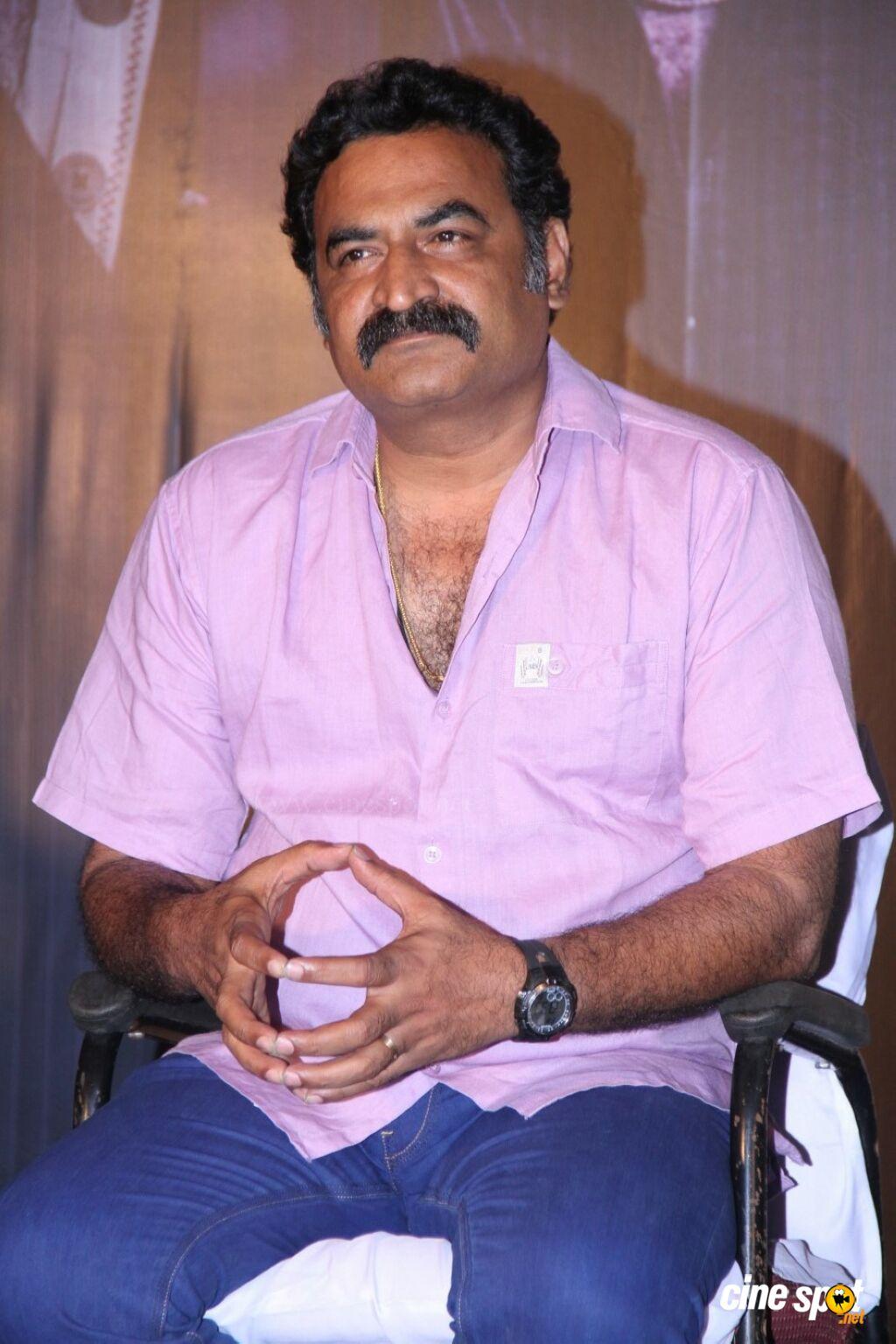 1024x1536 Aadukalam Naren at Kallapadam Press Meet (5)