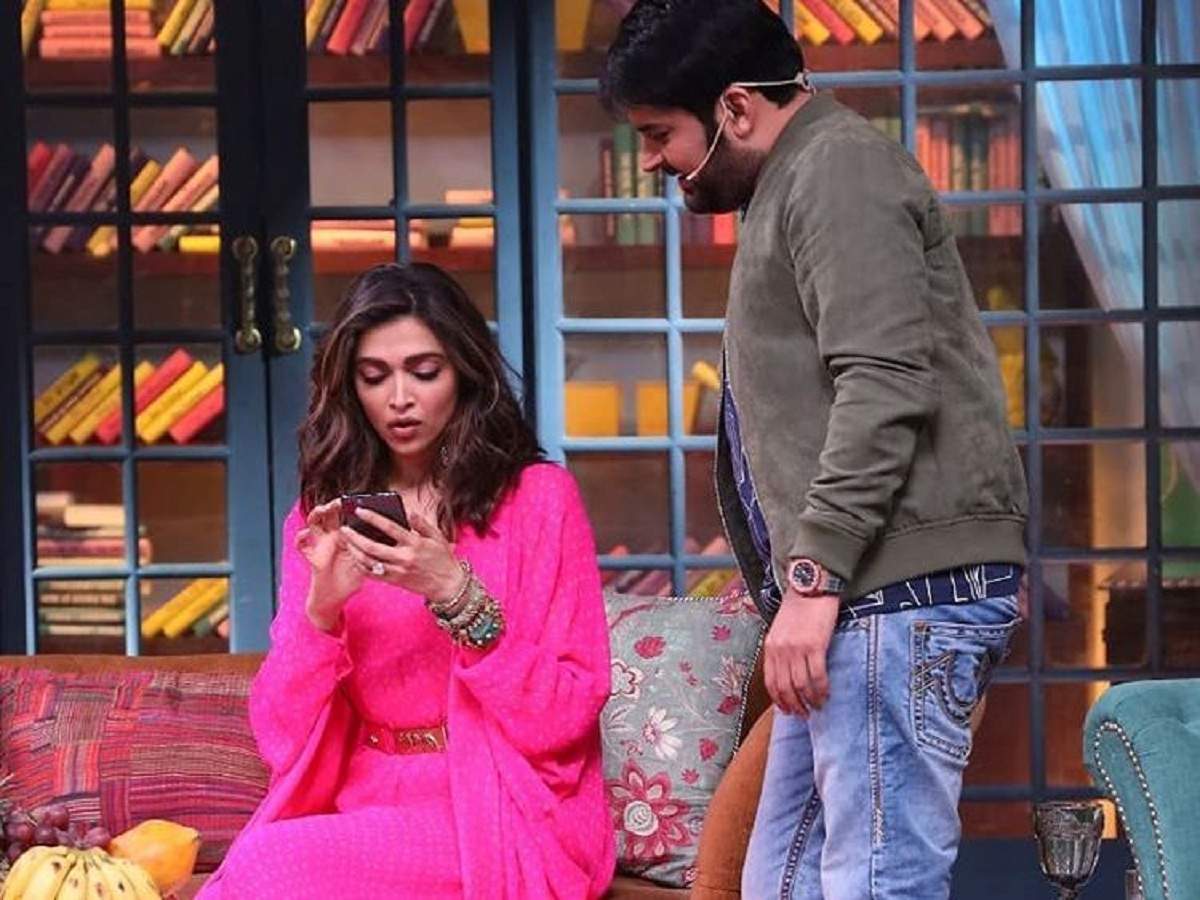 1200x900 Kapil Sharma shows Deepika Padukone his daughter's photo; here's how she reacted of India