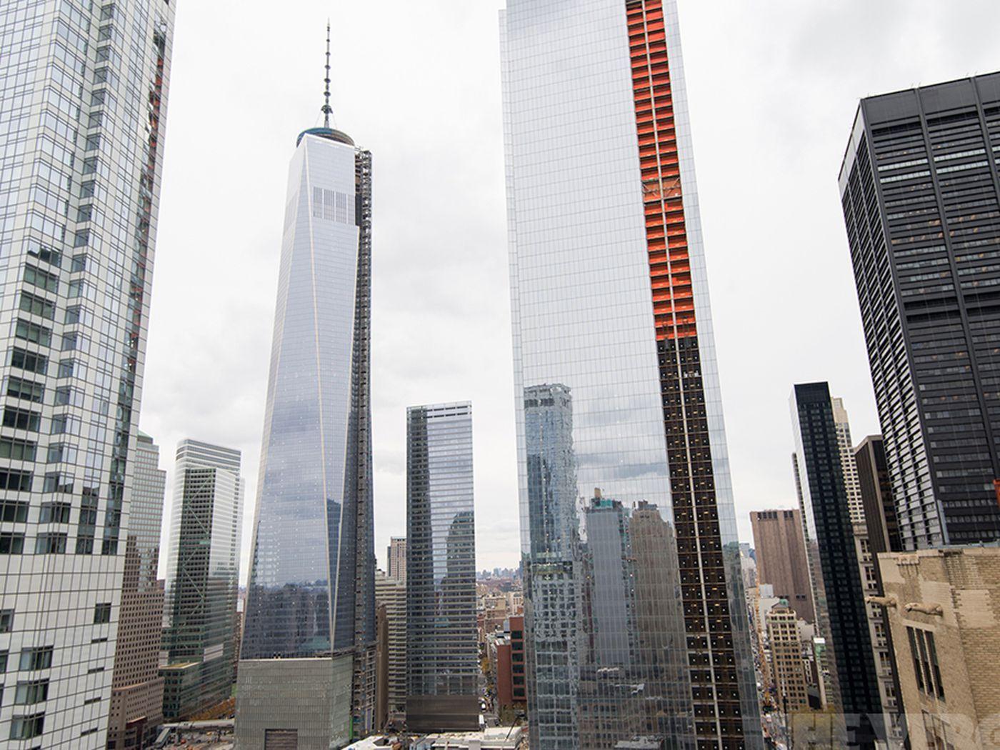 1400x1050 One World Trade Center ruled the tallest building in the US at 776 feet