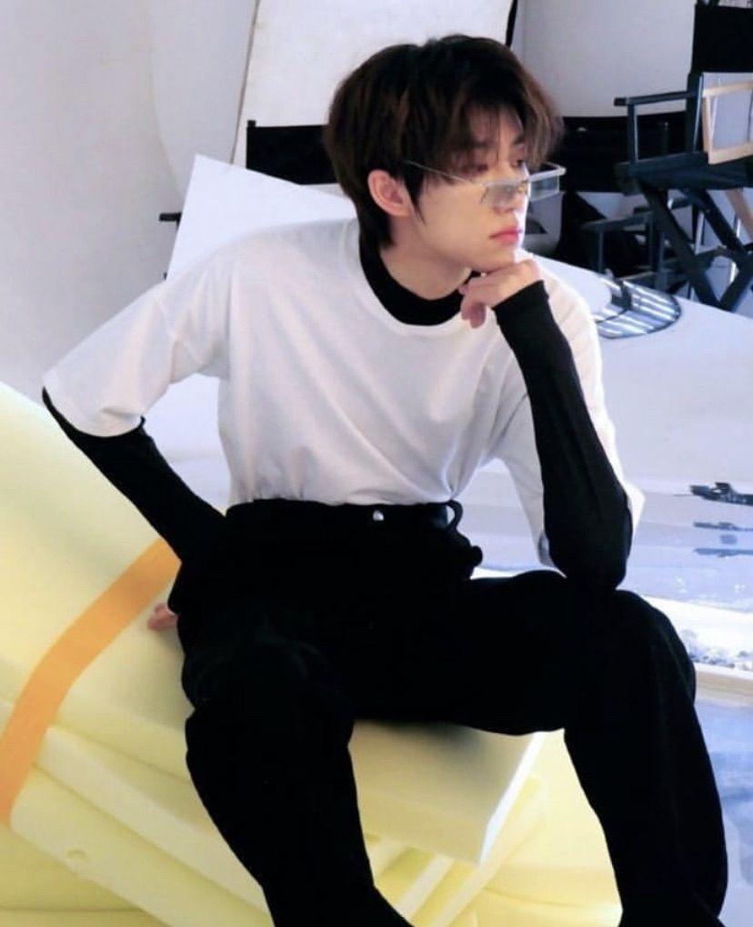 828x1020 image about minghao. See more about Seventeen, the8 and minghao