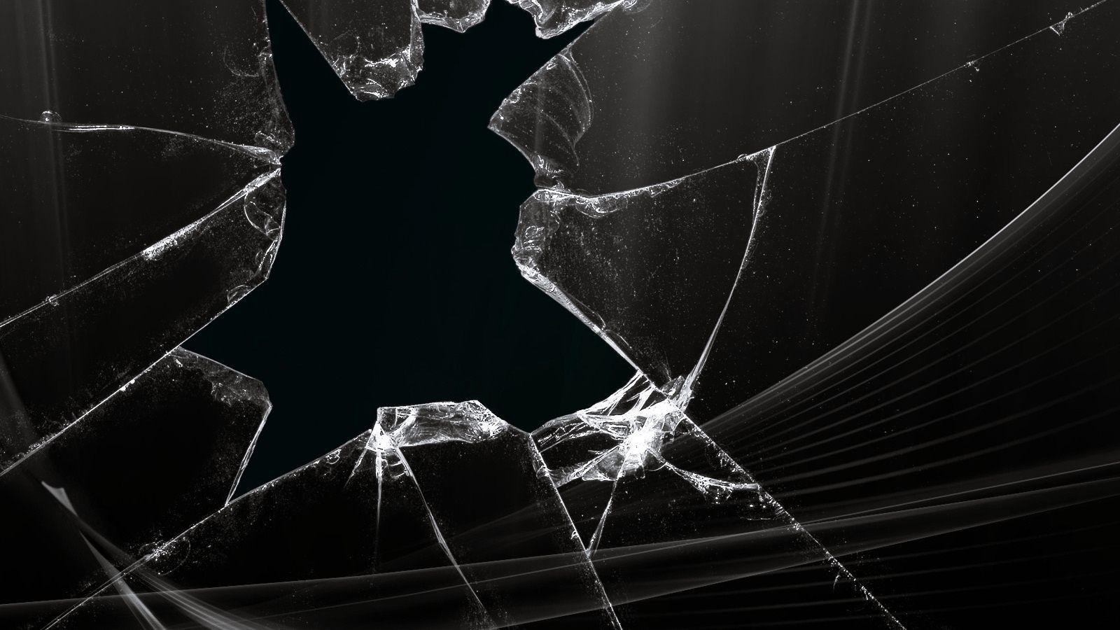 1600x900 Cracked screen background