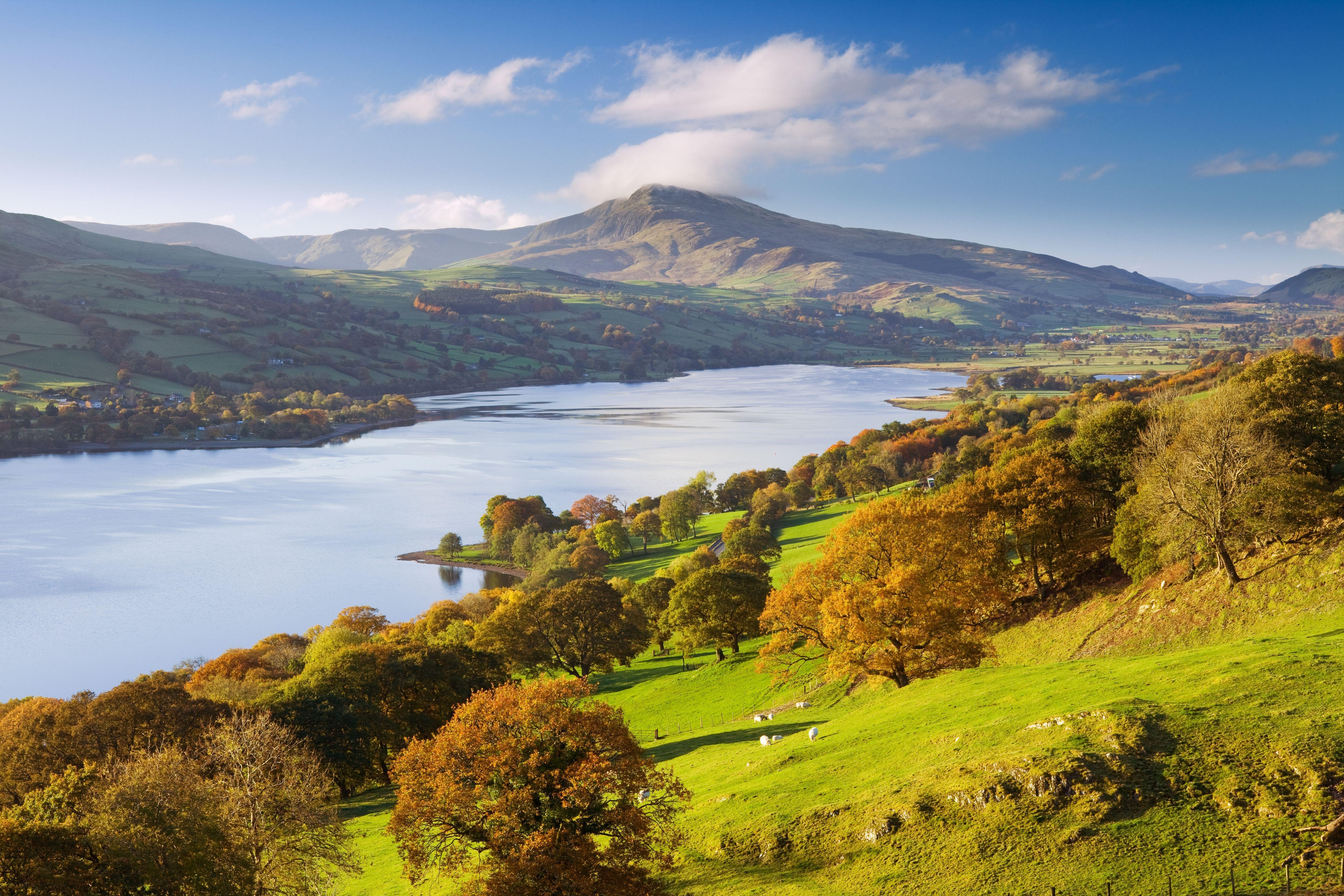 5150x3433 Sunday Photo: A Lovely British Autumnal Scene For Your Desktop Wallpaper