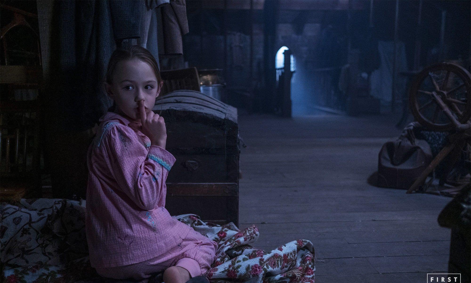 2000x1200 Viewer Beware: Here's Your First Look at The Haunting of Bly Manor