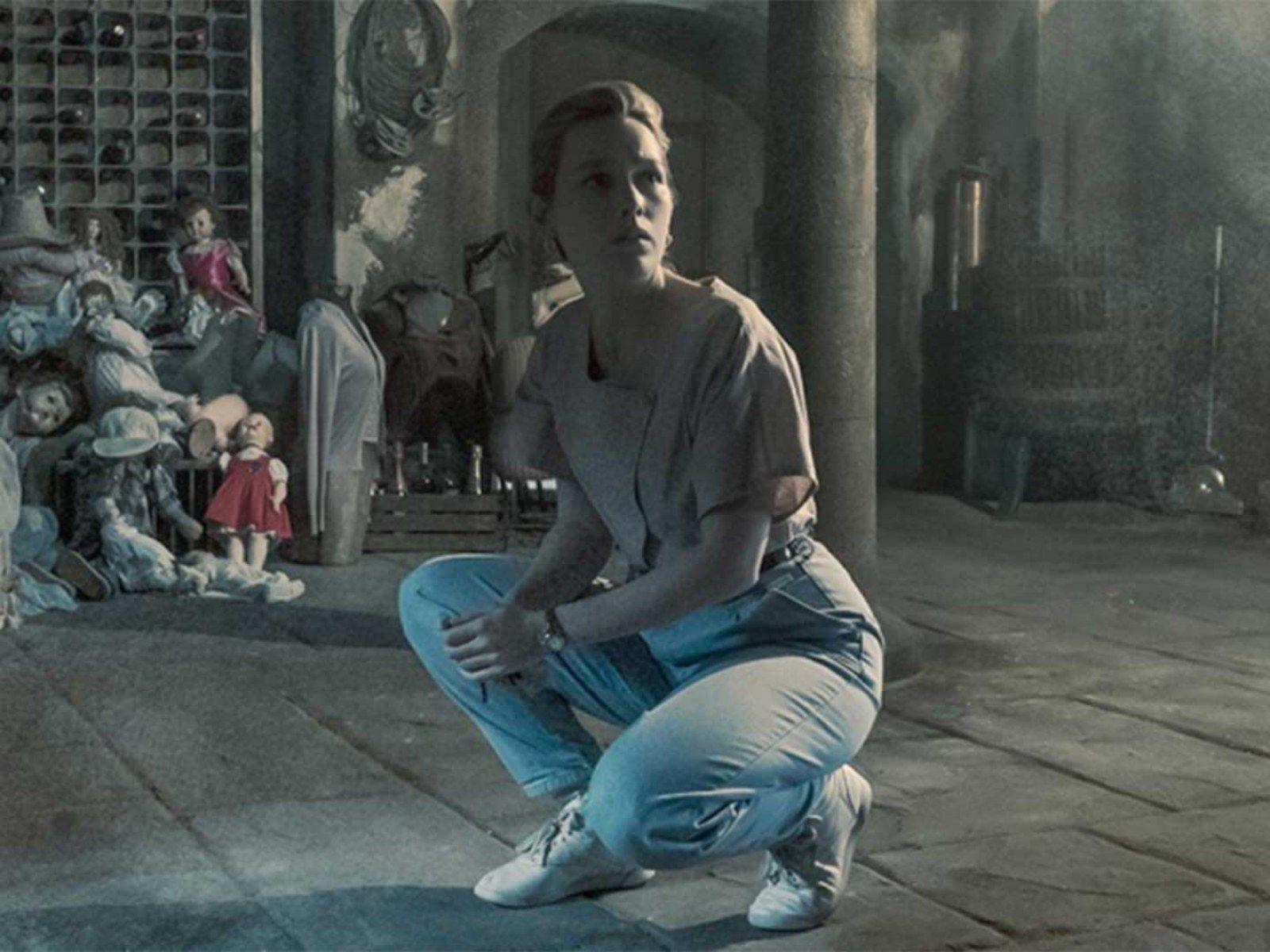 1600x1200 The Haunting of Bly Manor': How the Show Links to 'Haunting of Hill House'