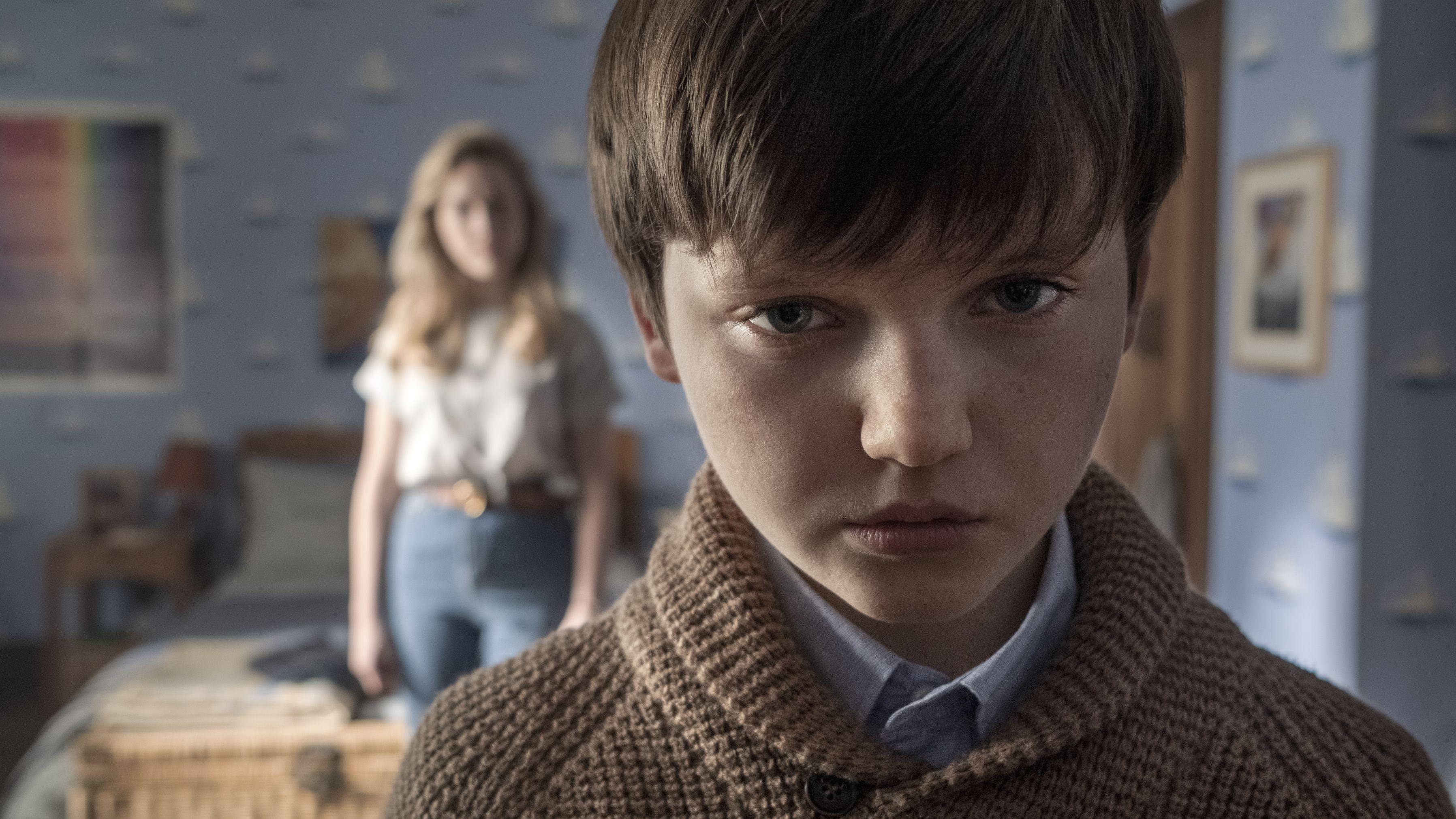 3593x2021 Review: Netflix's 'The Haunting of Bly Manor' Is Less Scary, More Satisfying