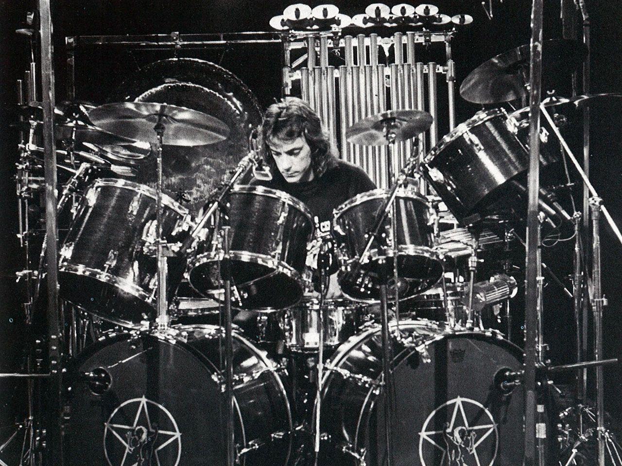 1280x960 Neil Peart Wallpaper. Neil Young Wallpaper, Neil Young Background and Vince Neil Young Wallpaper