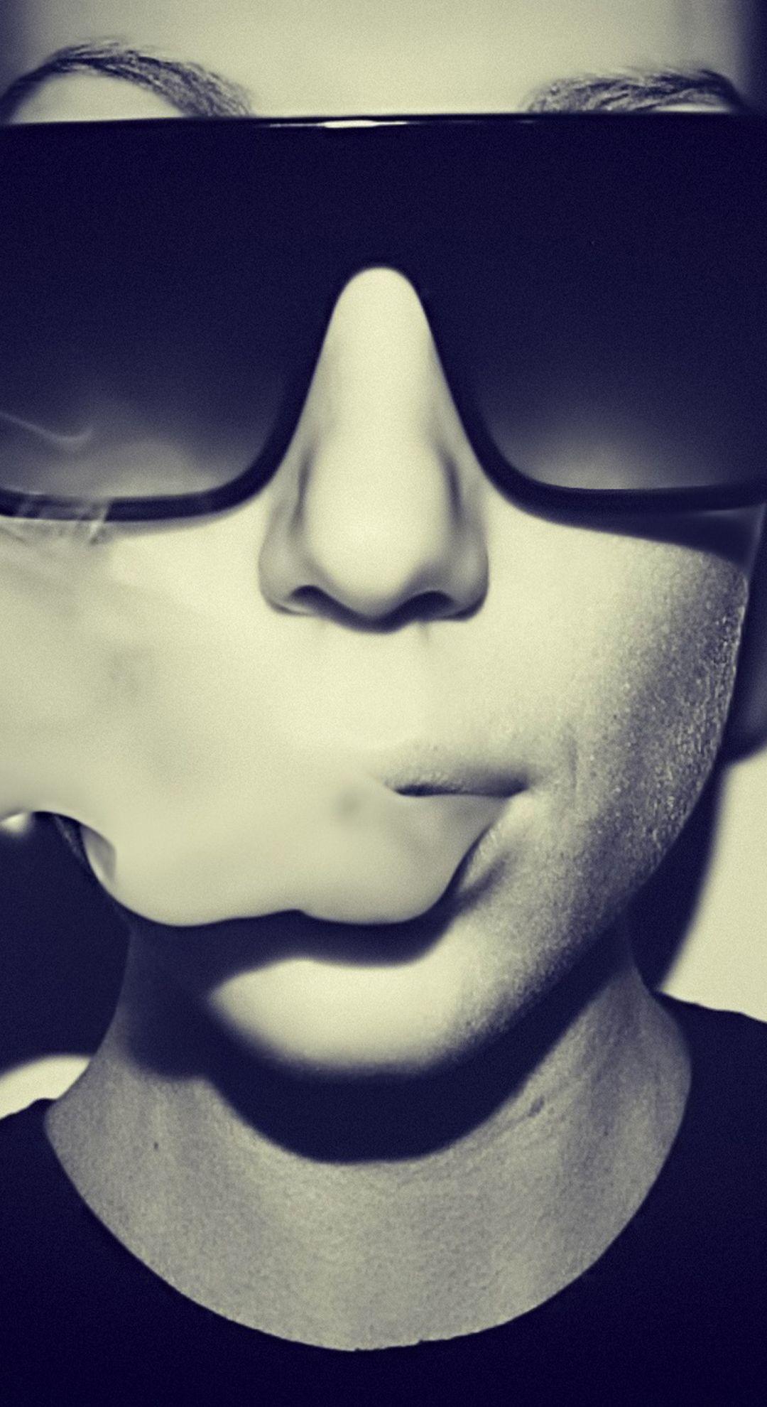 1080x1980 Smoking Girl Sunglasses IPhone 6 6 Plus And IPhone 5 4 Wallpaper