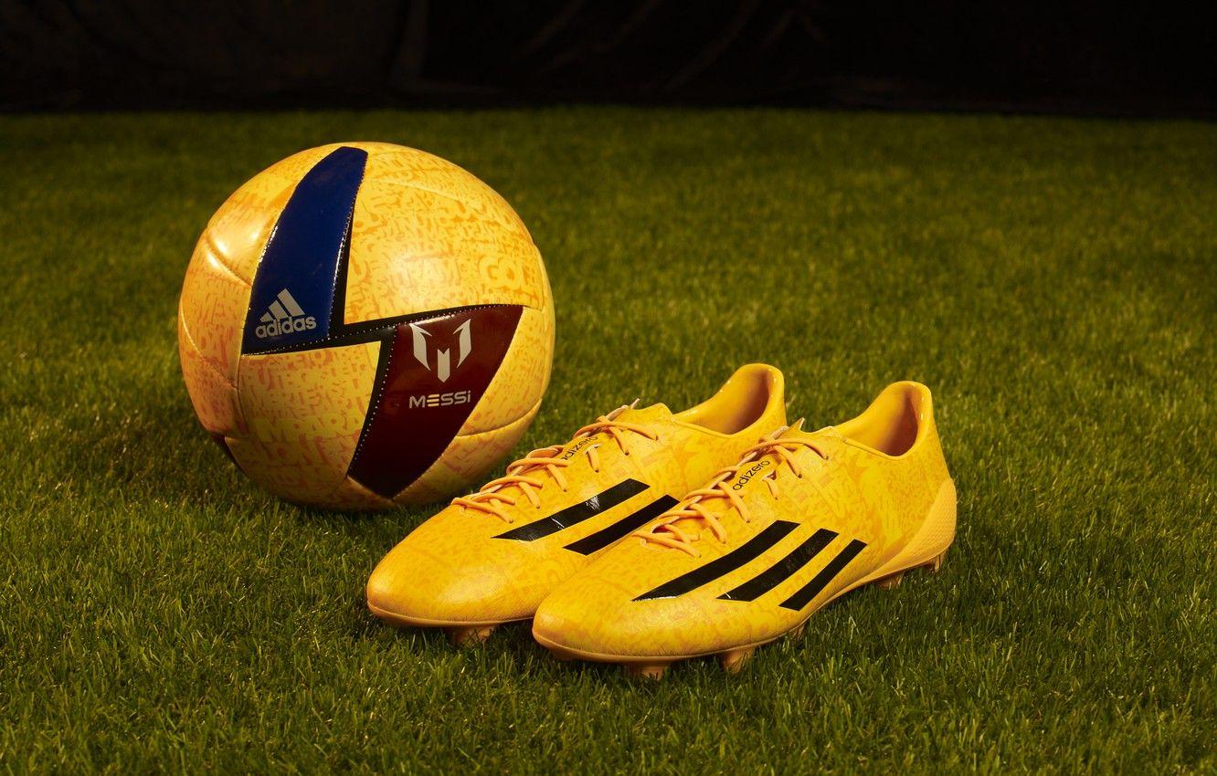 1332x850 Soccer Cleats Wallpaper