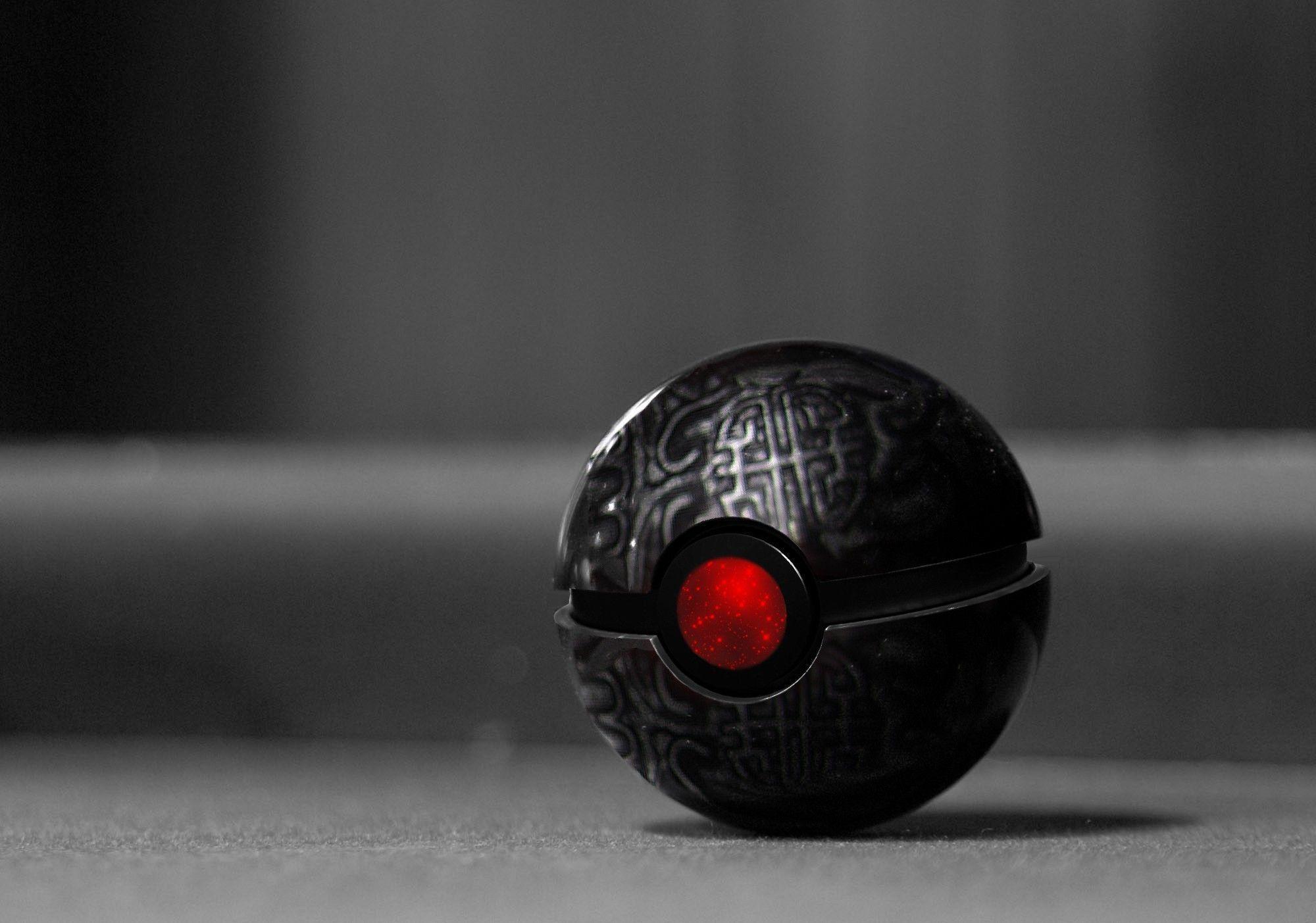 2000x1403 Poké Balls Wallpaper