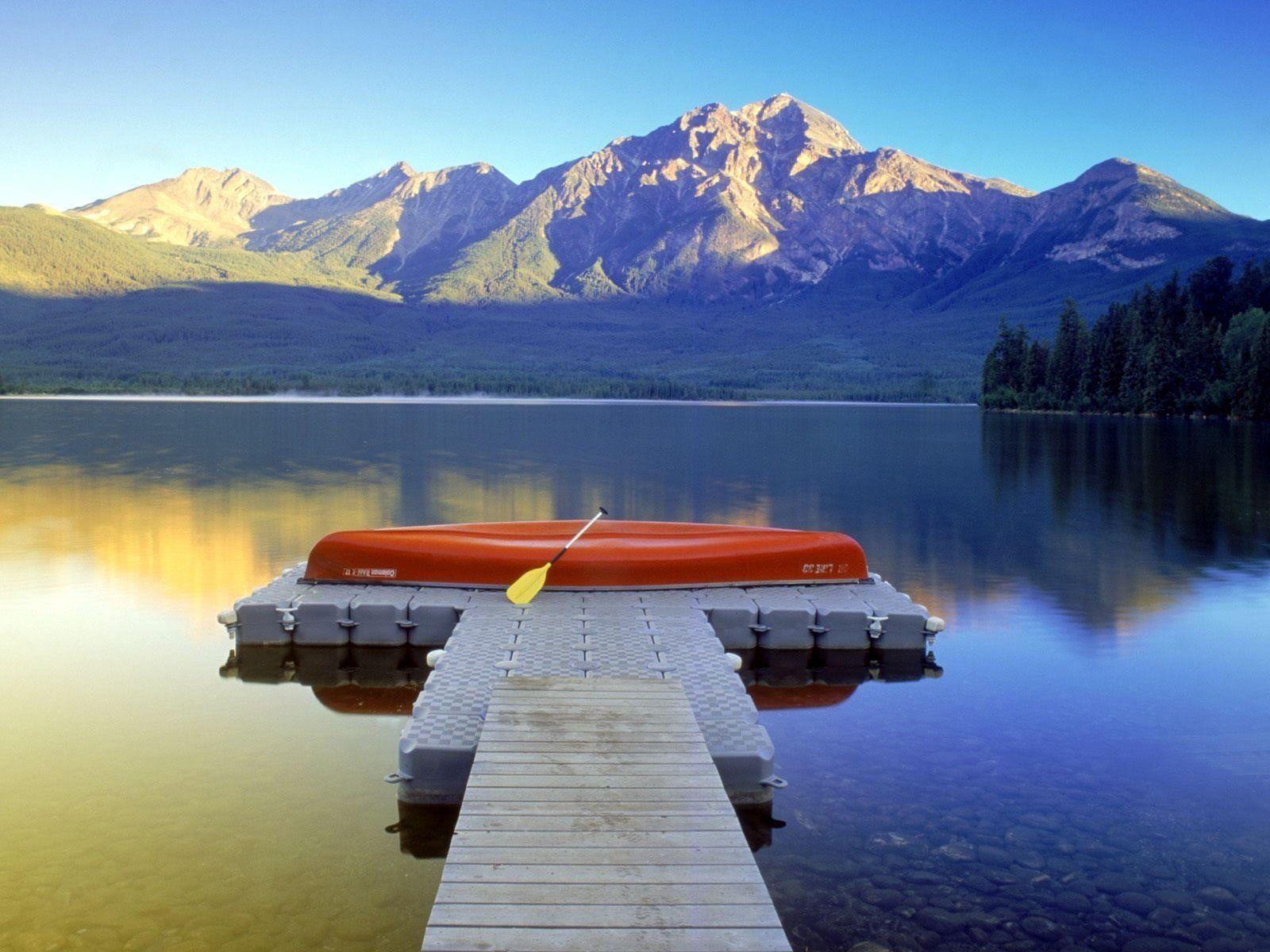 1600x1200 Canoe HD Wallpaper Background Wallpaper & Background Download