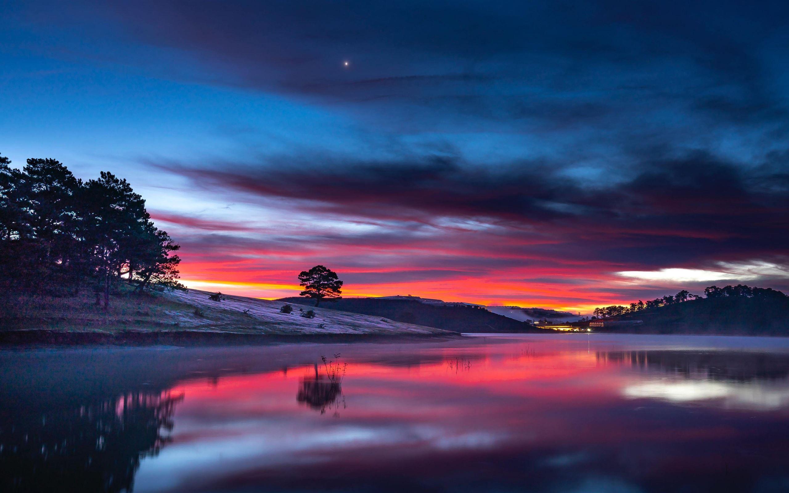 2560x1600 sunset clouds reflection in lake 8k MacBook Pro Wallpaper Download