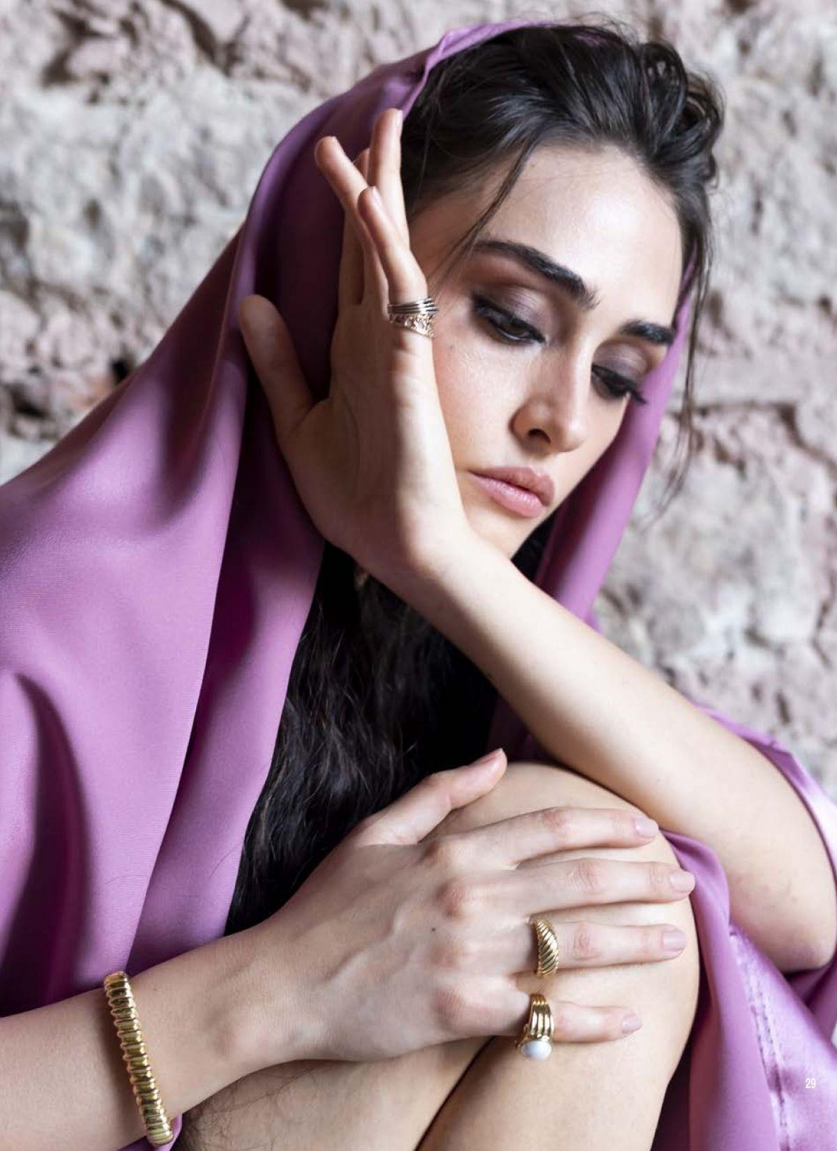 1200x1650 Esra Bilgic ảnh 5 trên 7 bức ảnh, hình nền - ảnh https://wallpaperaccess.com/full/4583024.jpg