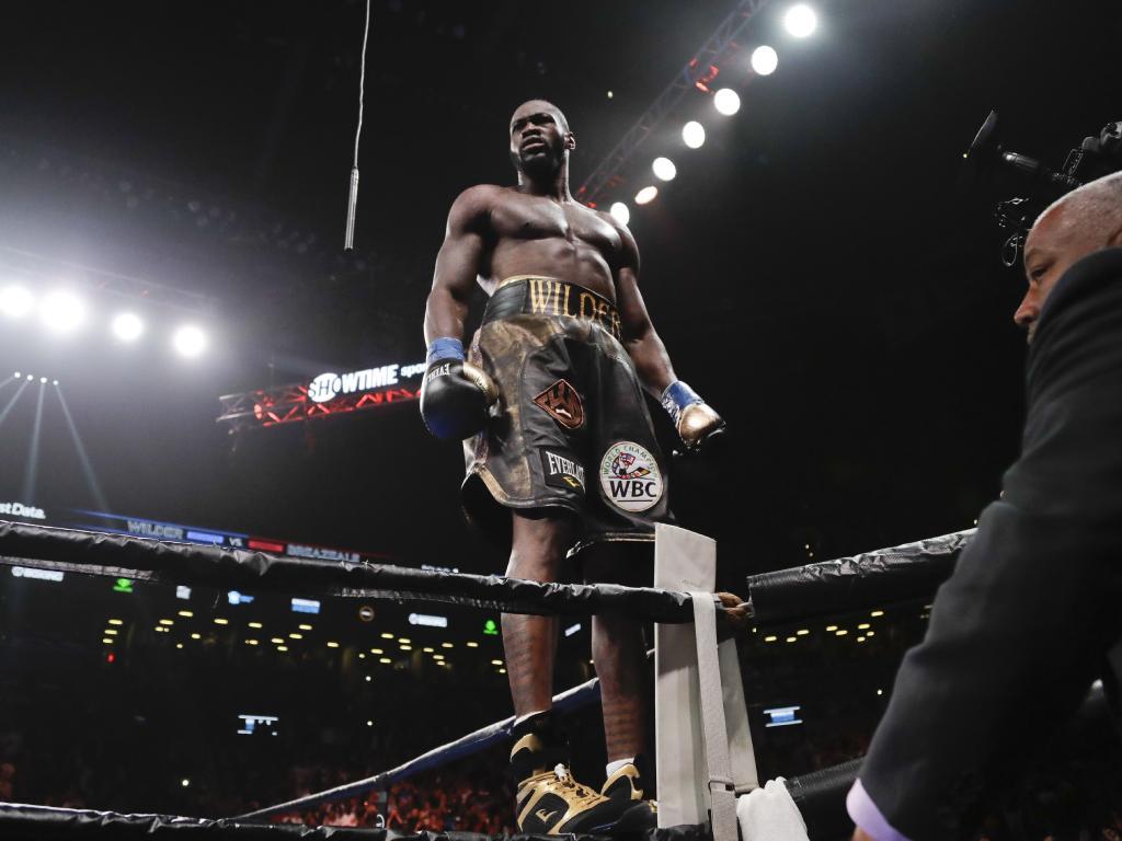 1024x768 Absolutely murderous' KO shocks world