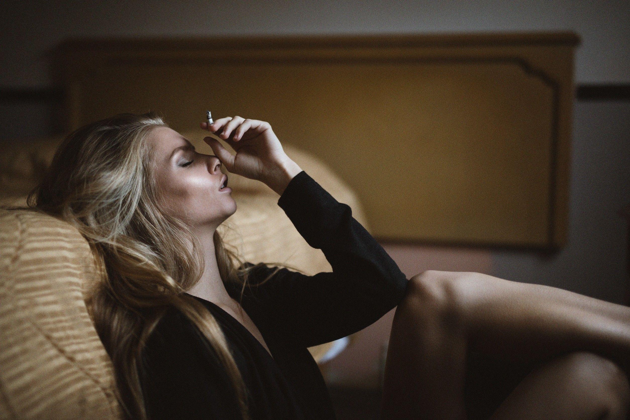 2508x1673 women, Model, Smoking Wallpaper HD / Desktop and Mobile Background