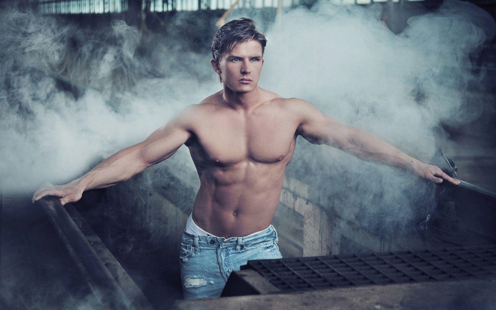 1920x1200 Male Model