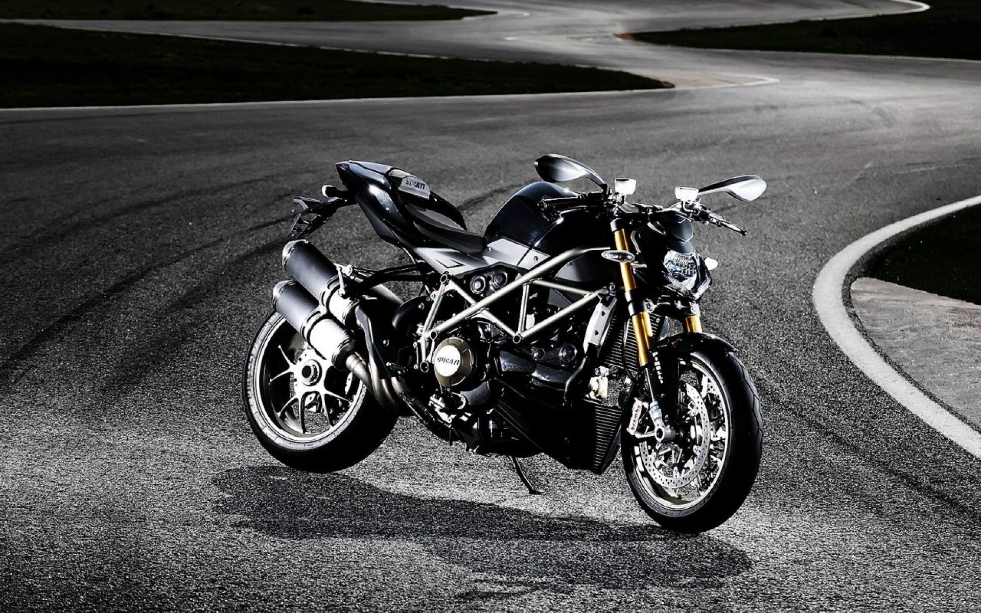 1920x1200 Ducati Wallpaper