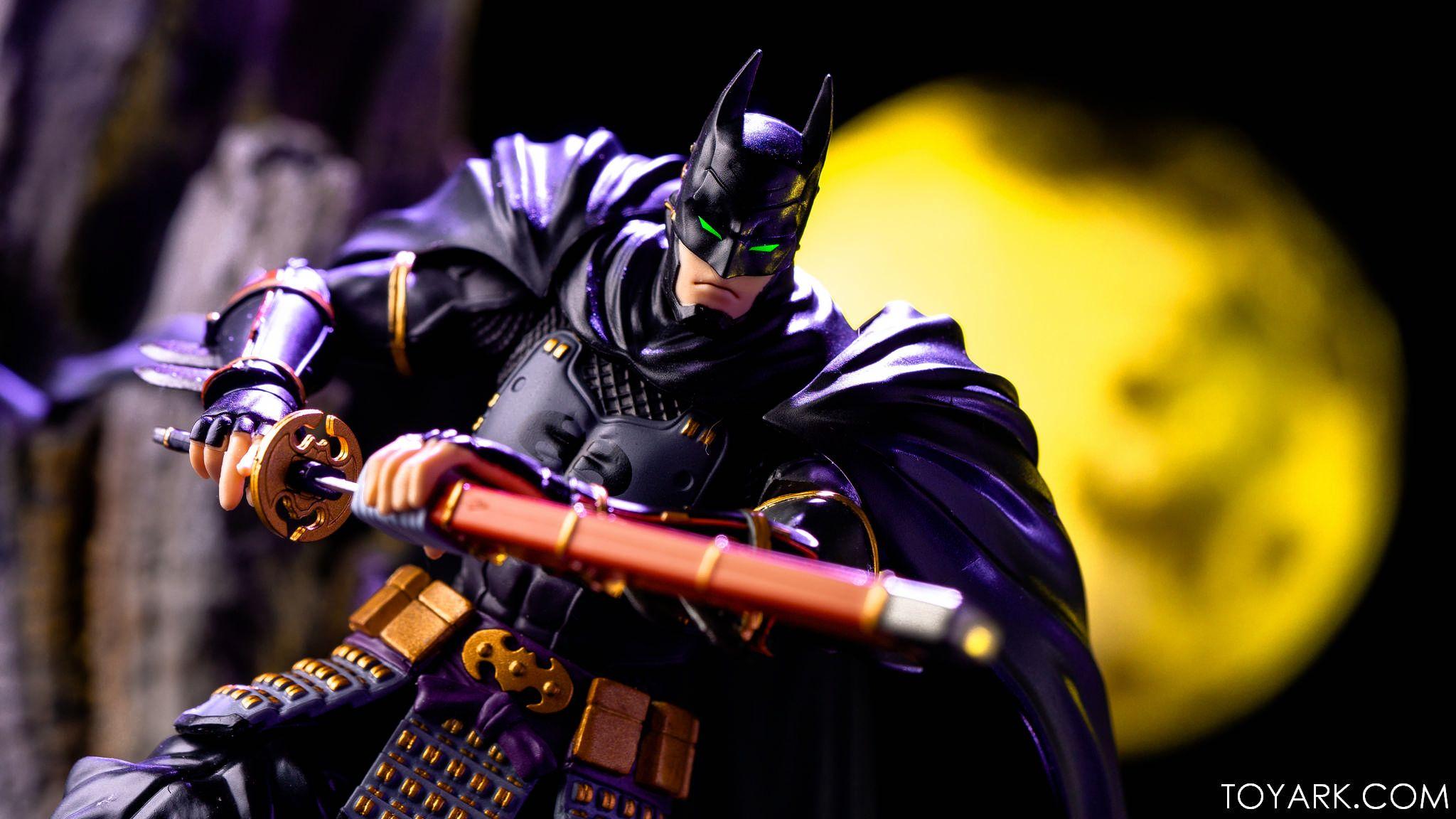 2048x1152 S.H. Figuarts Batman Ninja and Joker Photo Review