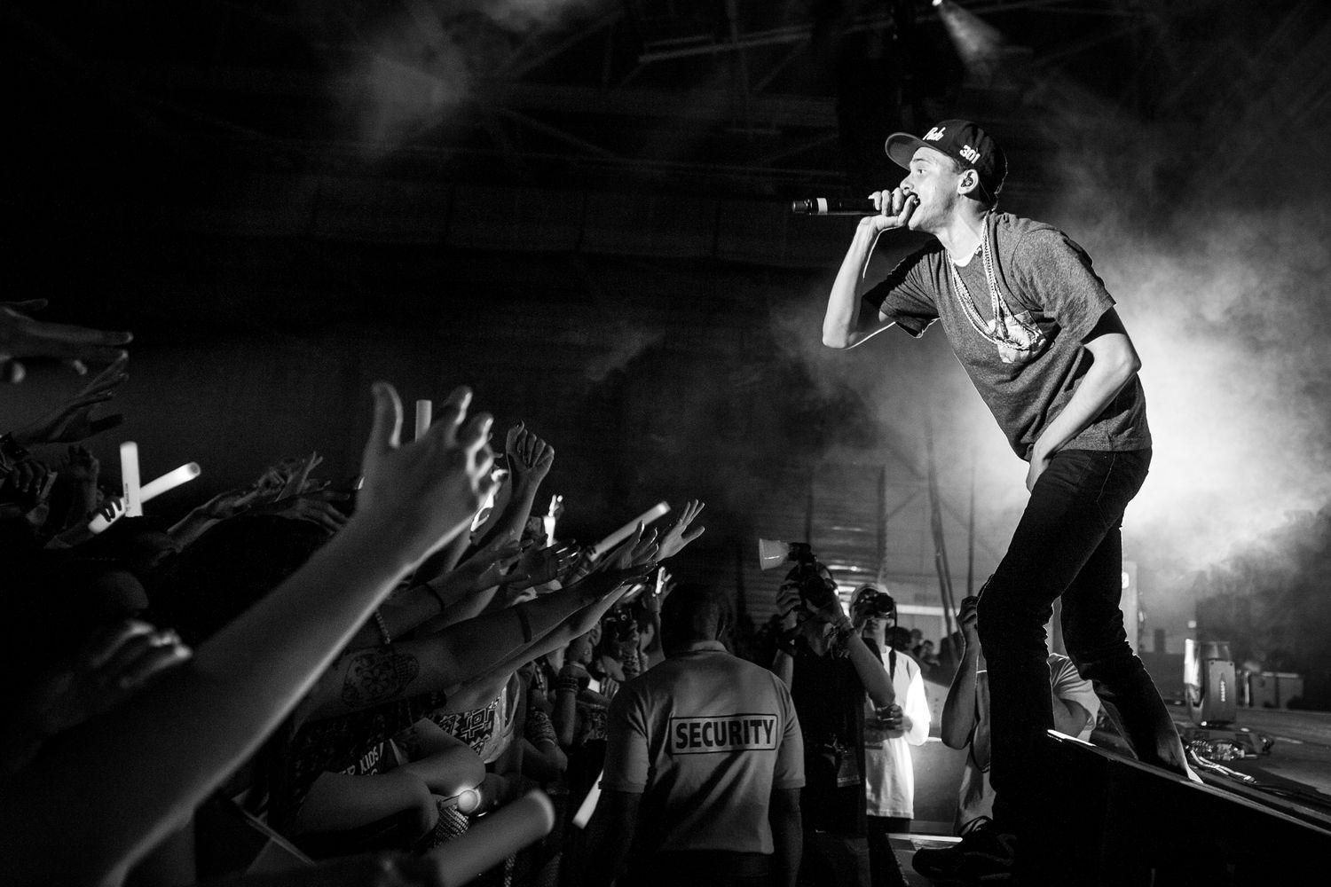 1500x1000 Logic Rapper Wallpaper