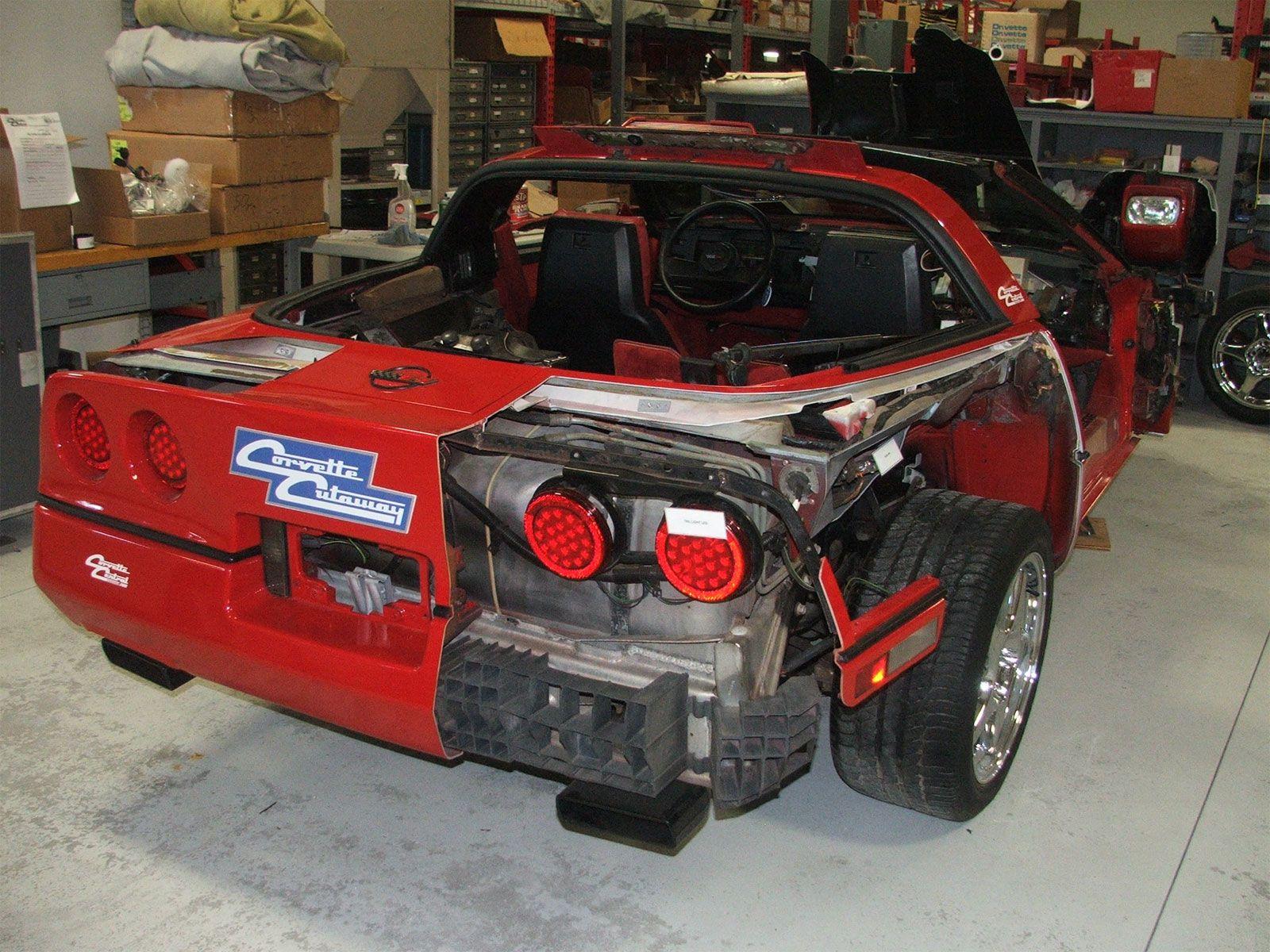 1600x1200 Corvette Central Unveils Cutaway C4 Corvette: Sales, News