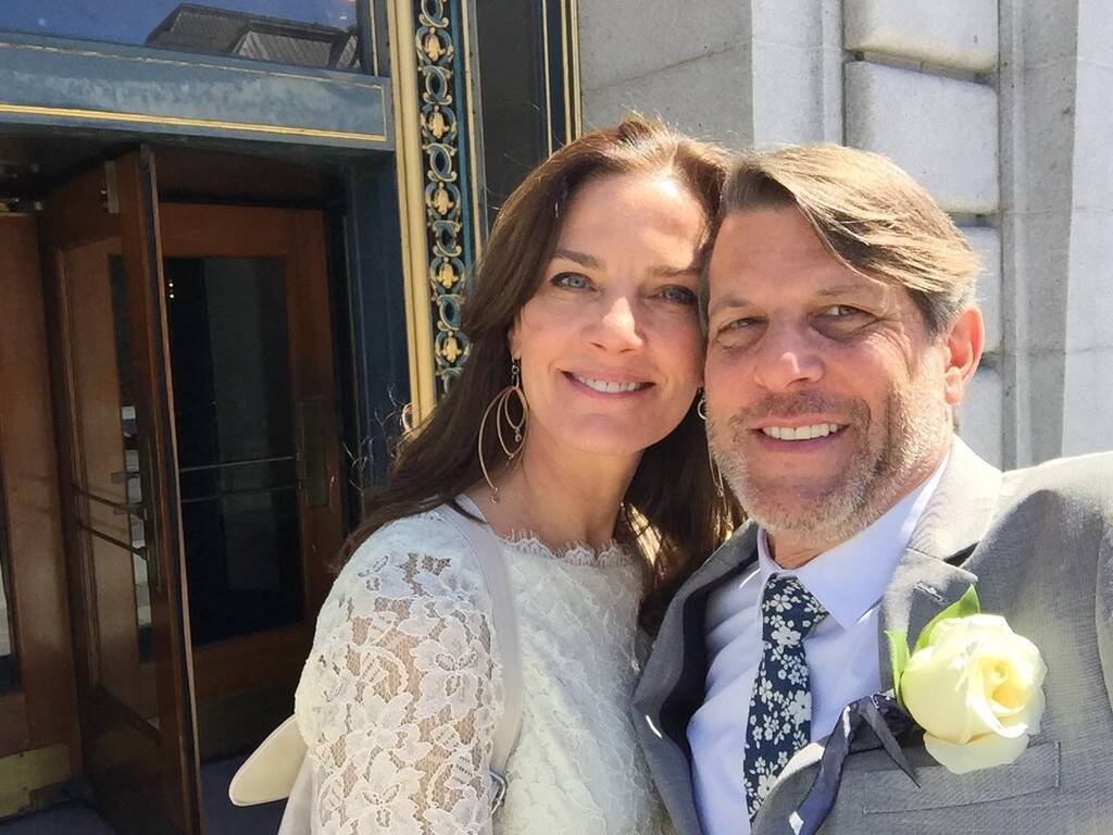 1024x768 Star Trek's Terry Farrell Marries Leonard Nimoy's Son Adam! Online