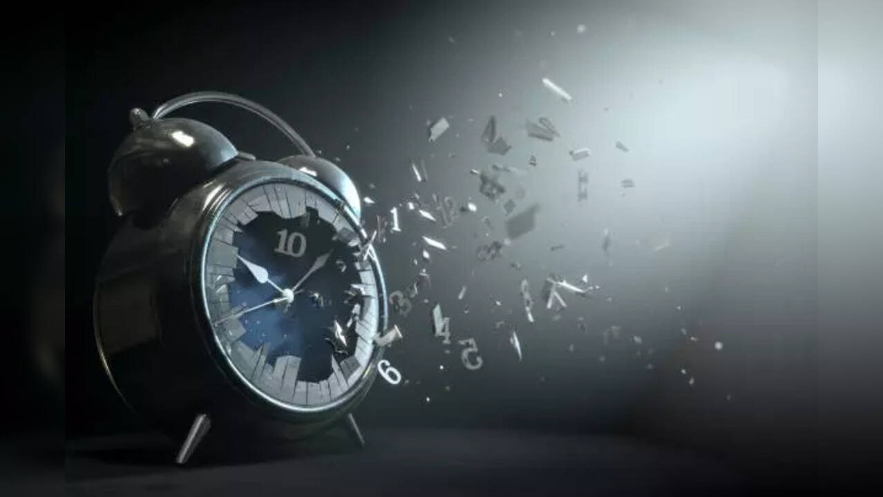 1278x720 Keeping Broken Clocks or Watches At Home Is Considered Inauspicious According To Astrology