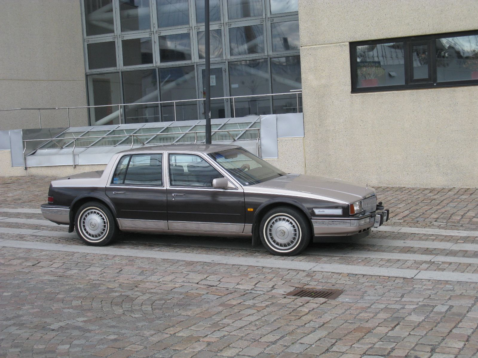 1600x1200 Cadillac