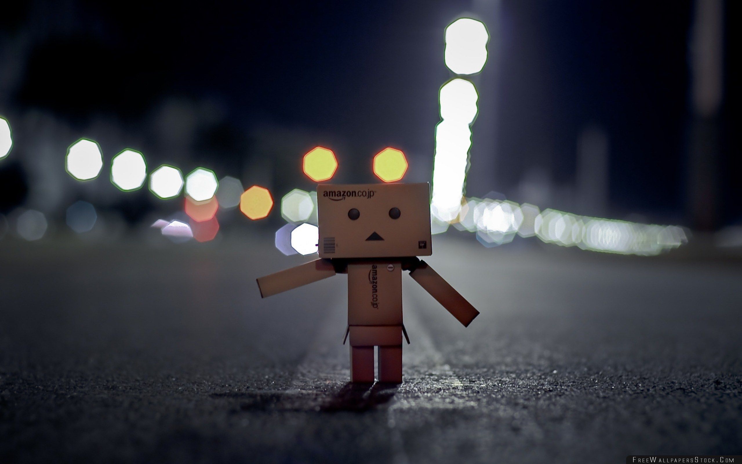 2560x1600 Boxman Wallpaper