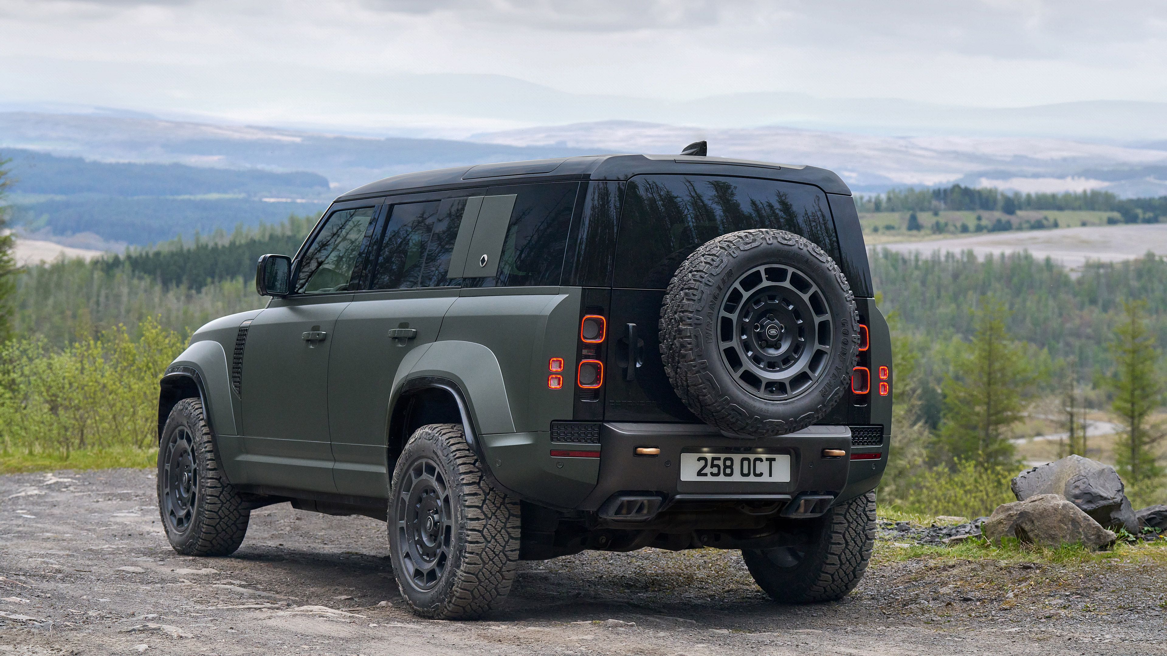 3840x2160 Land Rover Defender Octa: 4K Ultra HD Wallpaperx2160
