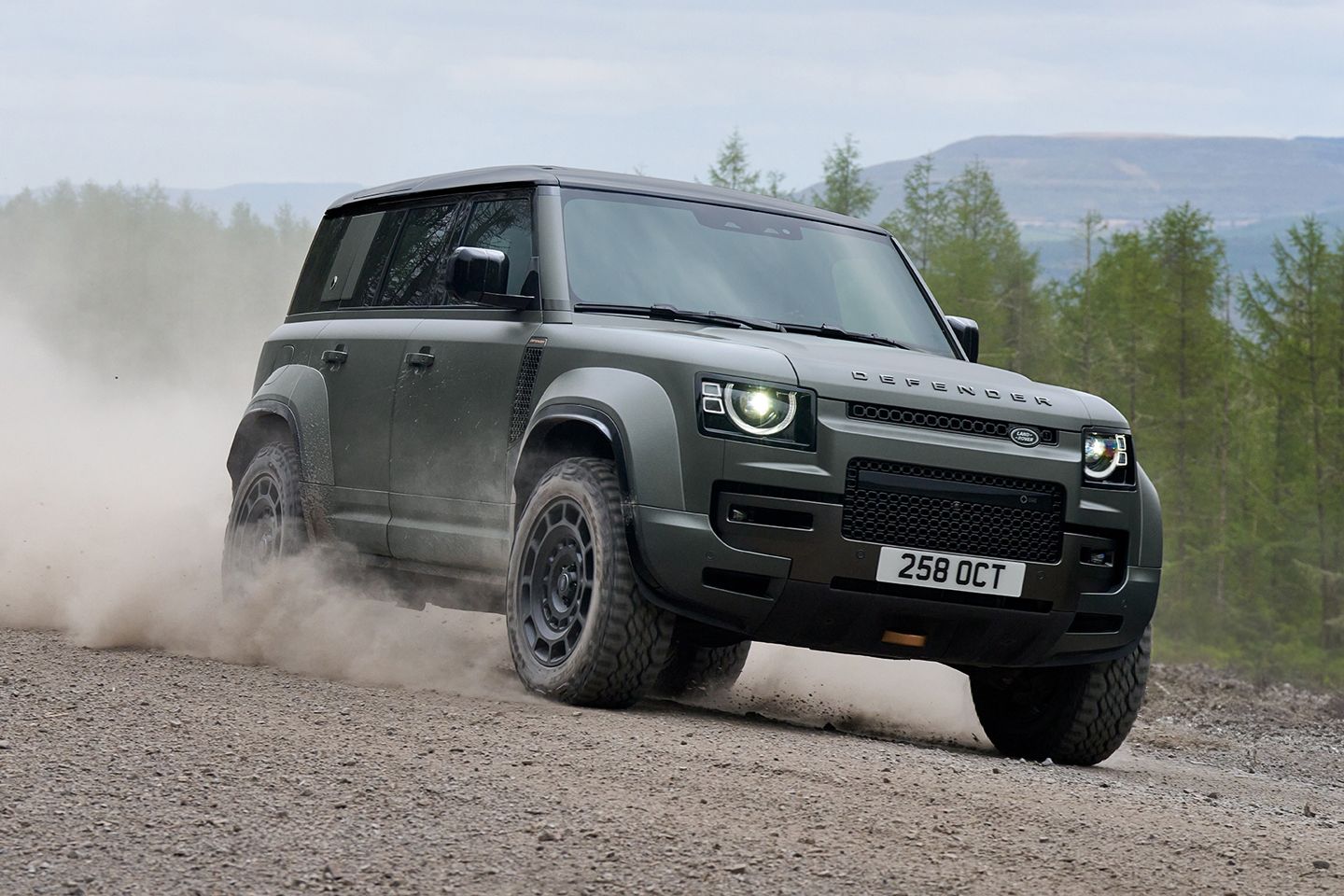 1440x960 Unstoppable' Defender OCTA officially unveiled