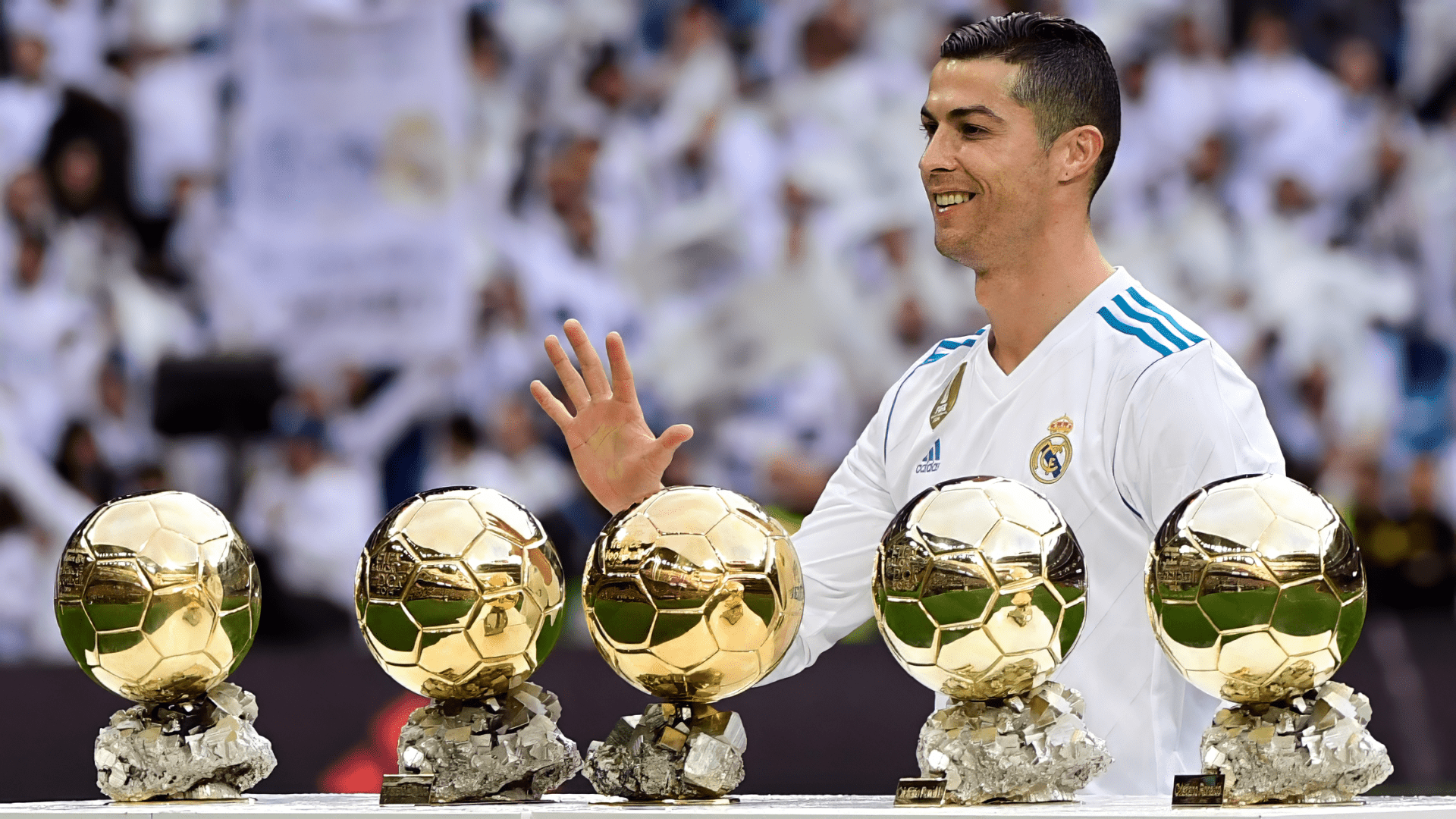 1920x1080 Cristiano Ronaldo: HD Wallpaper Celebrating Real Madrid's Soccer Legacyx1277