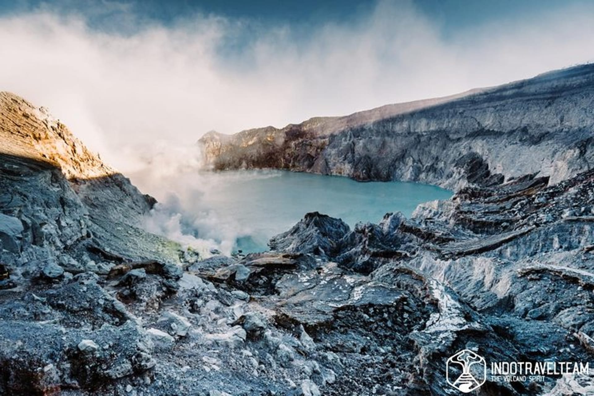 1920x1280 From Bali: 24 Hour Kawah Ijen Blue Flames, Dinner & Room In Seminyak