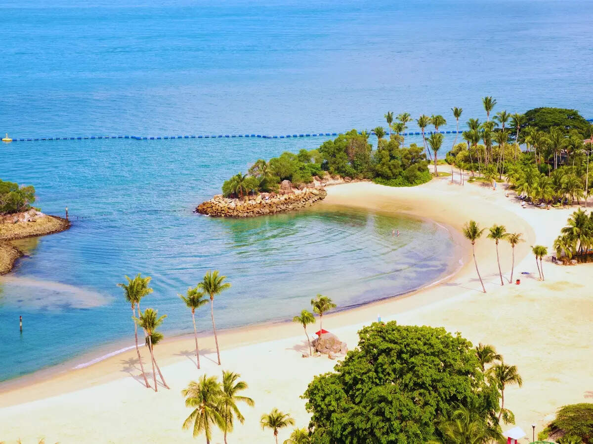 1200x900 Singapore: Sentosa Island, perfect destination for fun with family