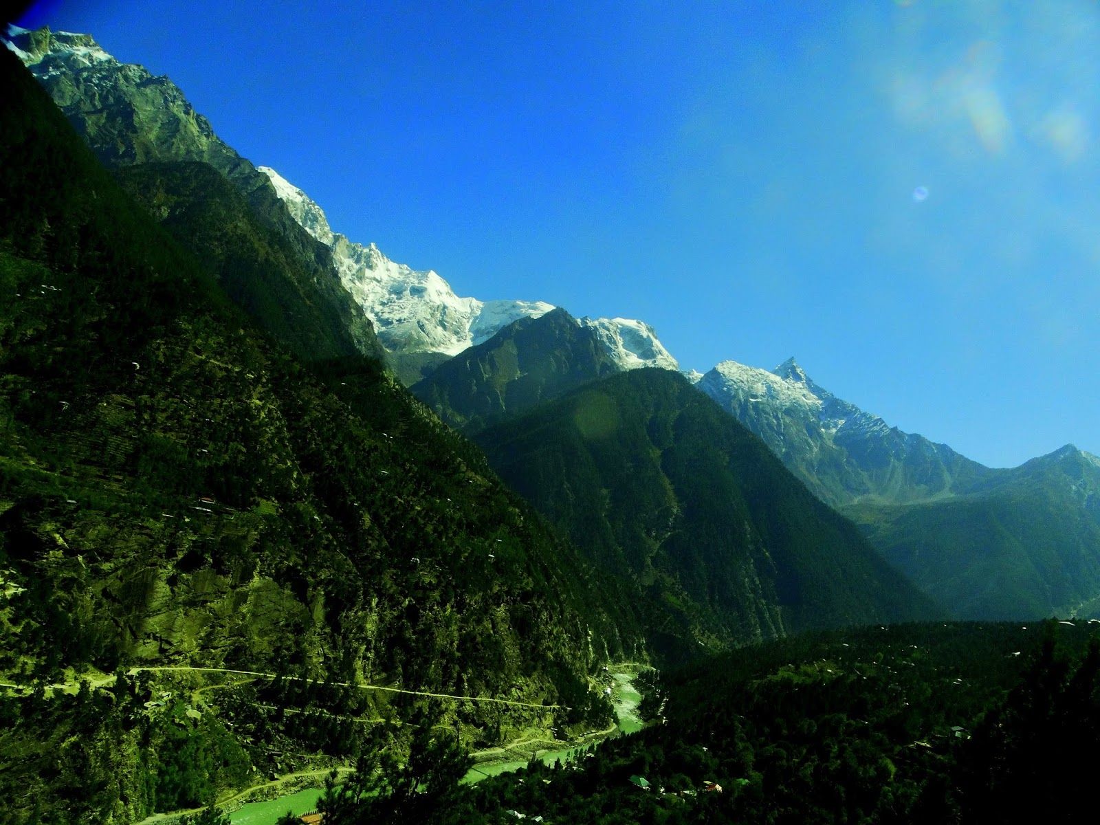 1600x1200 Totally Different Beauty Experiences of Sun Rise, Moon Rise and Sun Set over Kinnaur Kailash Range at Kalpa, Himachal Pradesh