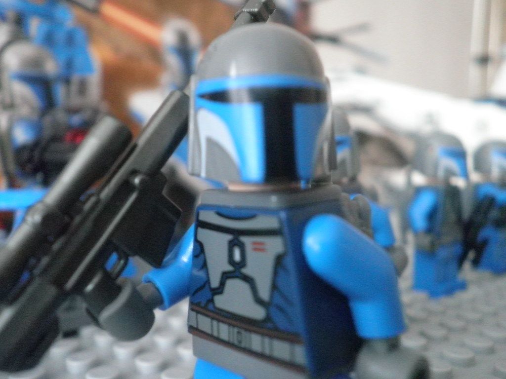 1024x768 LEGO Mandalorian