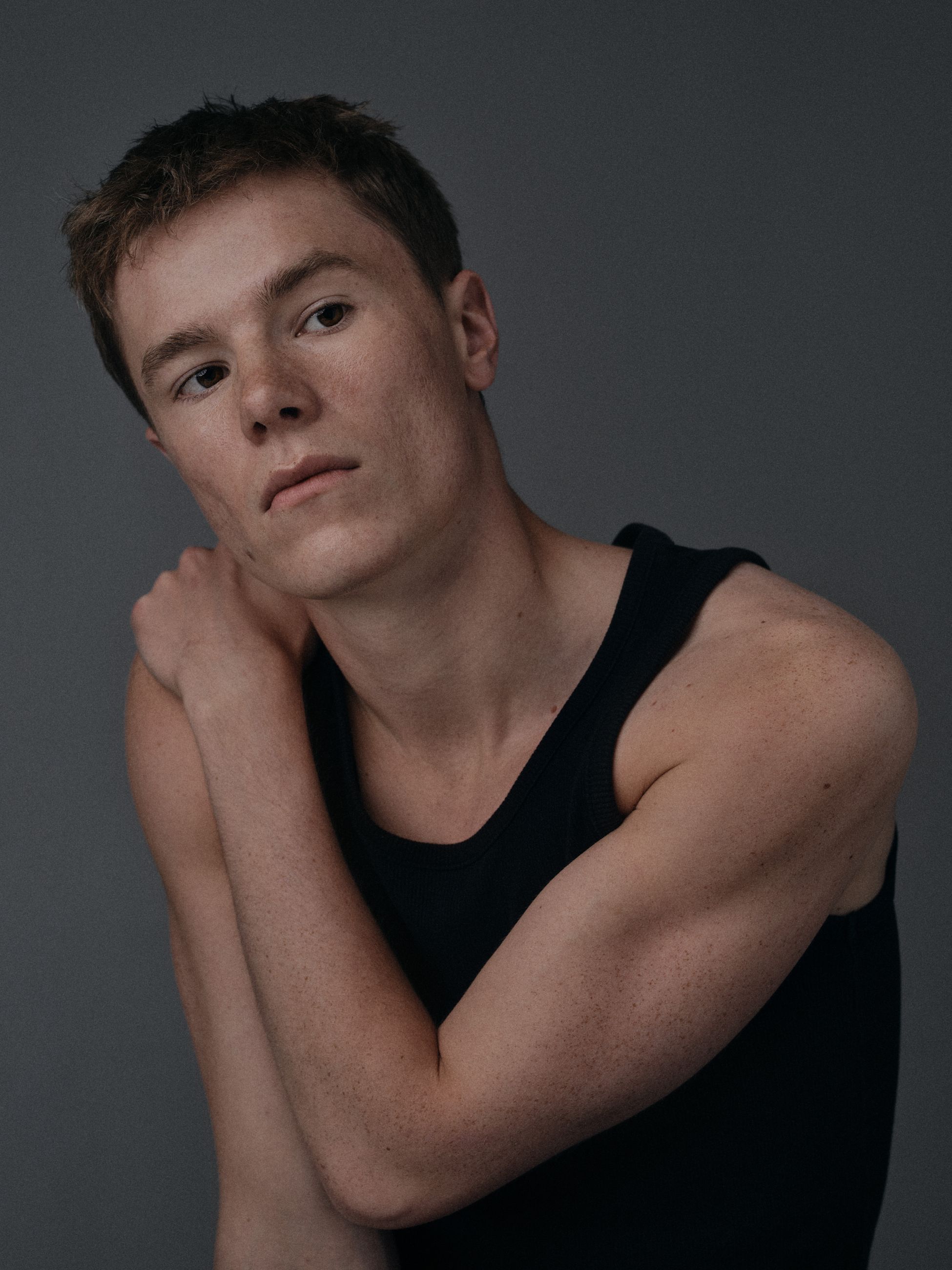 1950x2600 Edvin Ryding