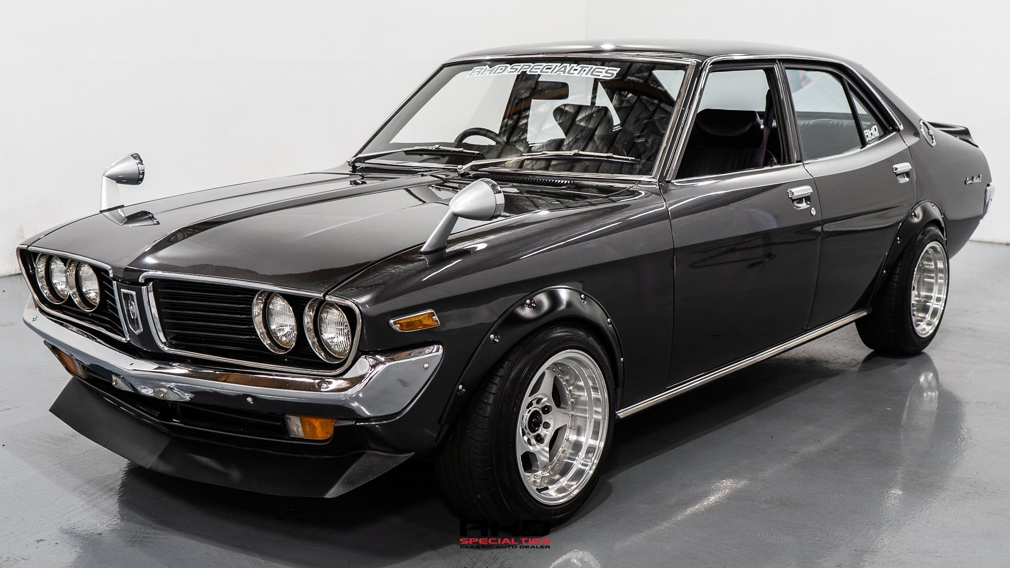 2048x1152 Toyota Corona Mark II