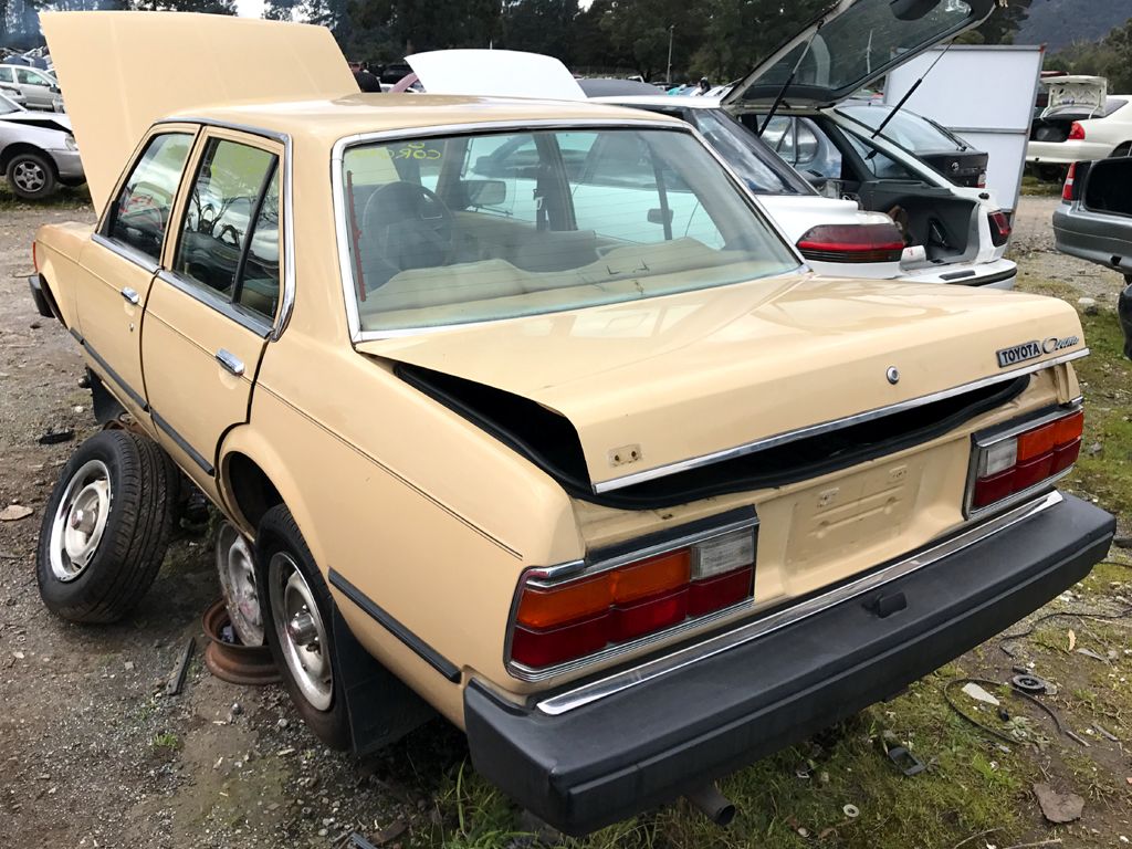 1024x768 80sHERO: You Can Have Any Mid Size Sedan You Want, As Long As It's A Toyota Corona