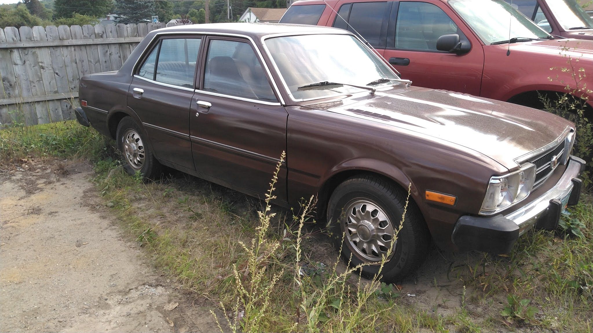 2048x1152 autoliterate: 1976 Toyota Corona